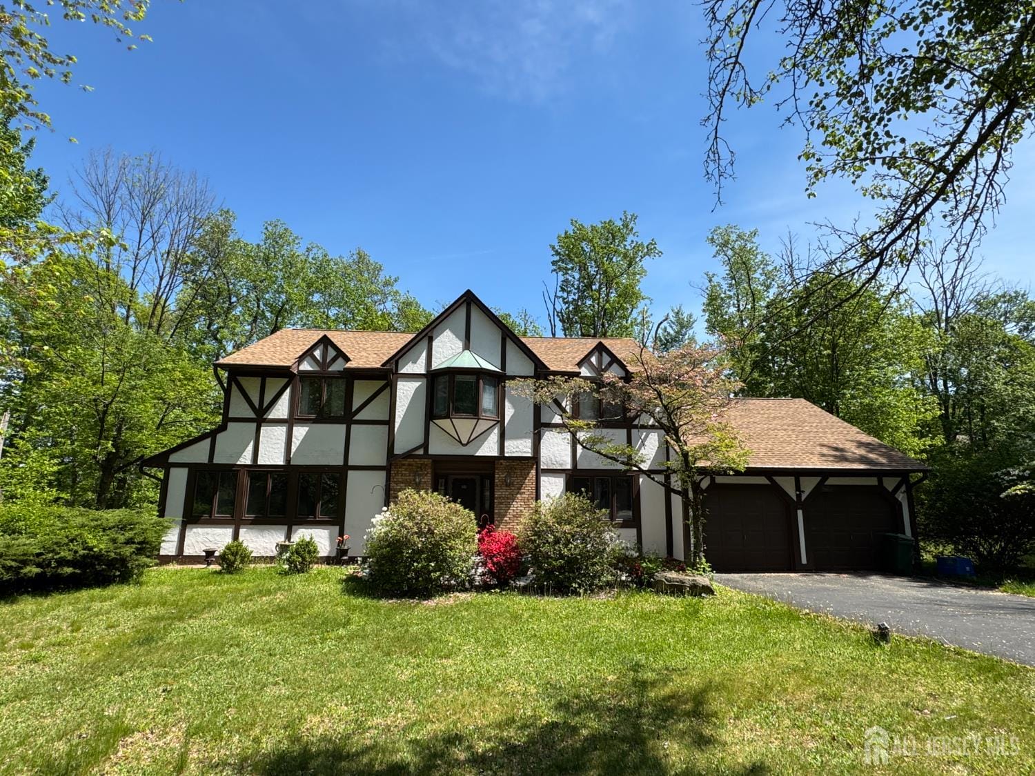77 S Powder Mill Road, Morris Plains, NJ, 07950