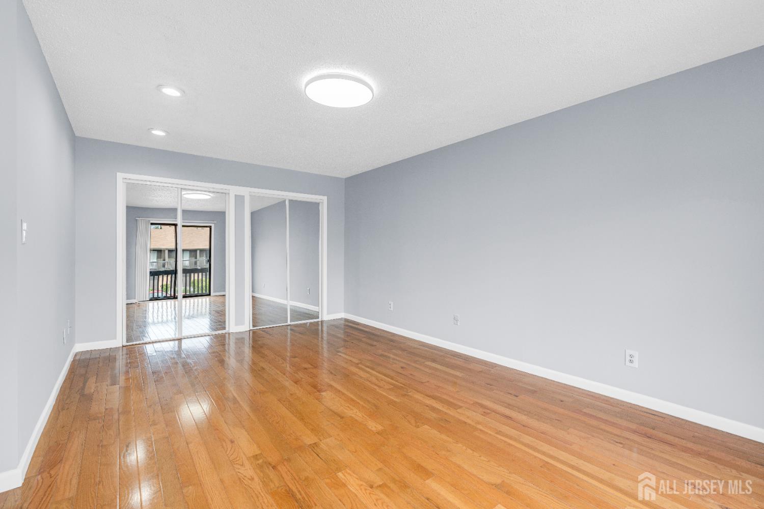 384 Westgate Drive, Edison, NJ, 08820 image 24