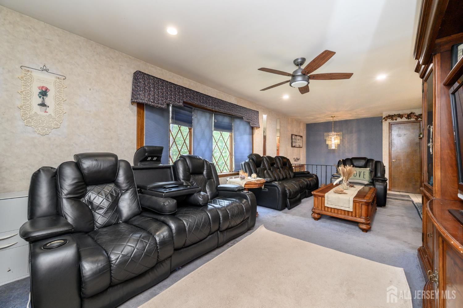 54 Montclair Avenue Image 5