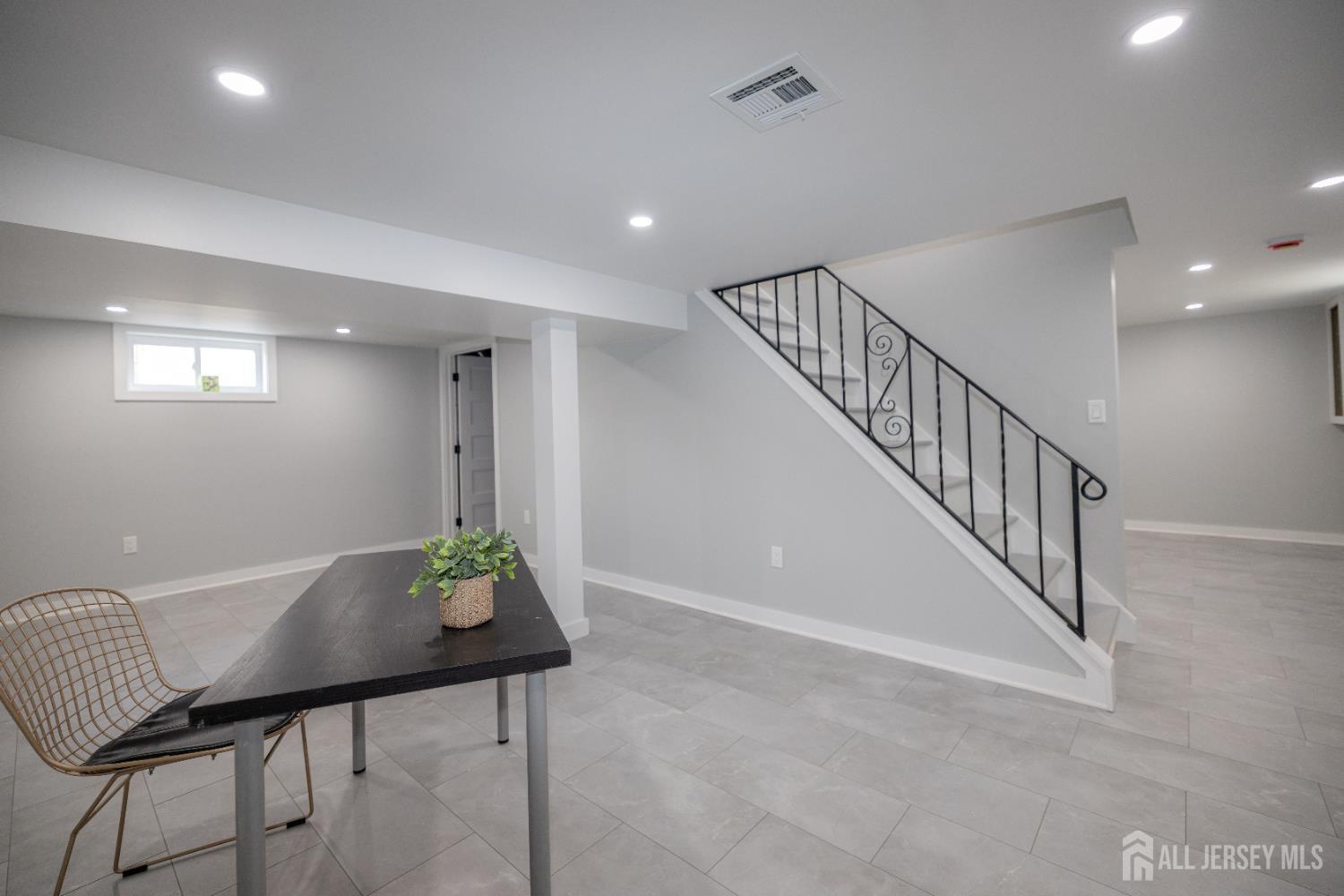 557 Main Street, Sayreville, NJ, 08872 image 22
