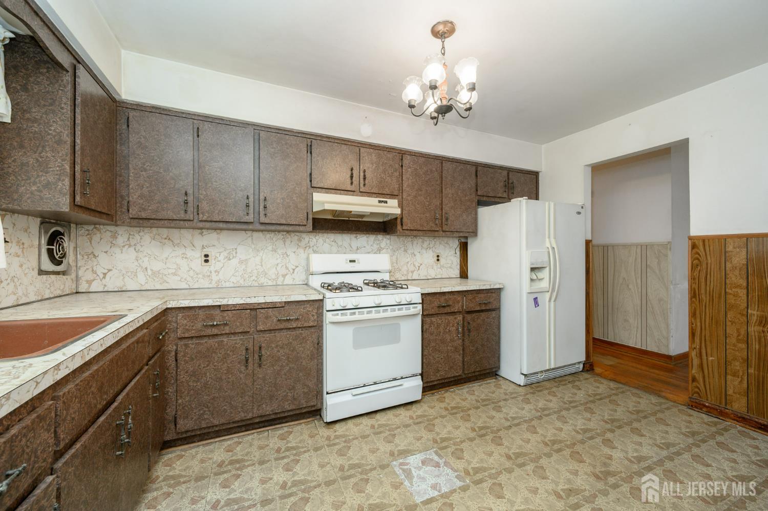 850 S Park Avenue, Linden, NJ, 07036 image 9