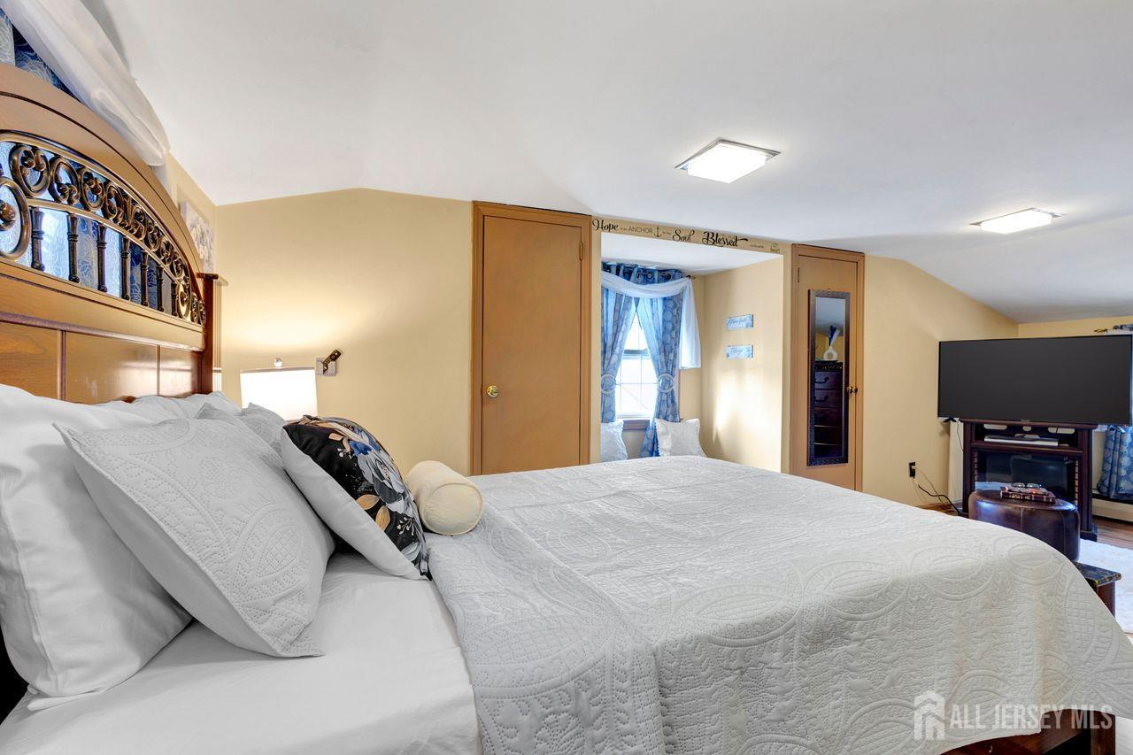 3 State Street, Carteret, NJ, 07008 image 21