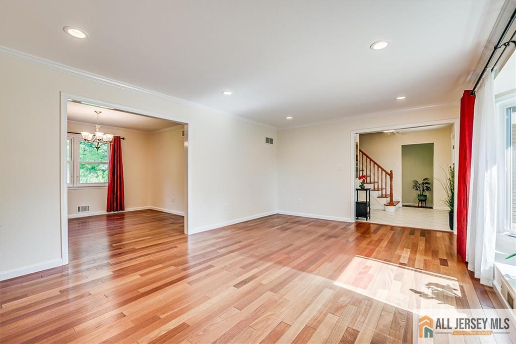 5 Queens Road, East Brunswick, NJ, 08816 image 17