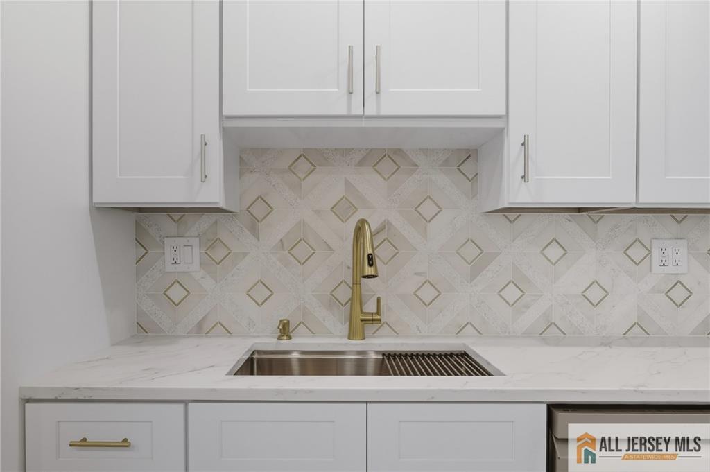 172 Warren Road 172A, Monroe, NJ, 08831 image 12