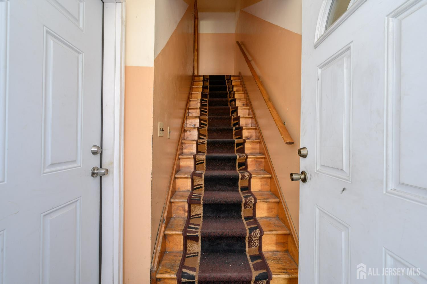 850 S Park Avenue Image 2