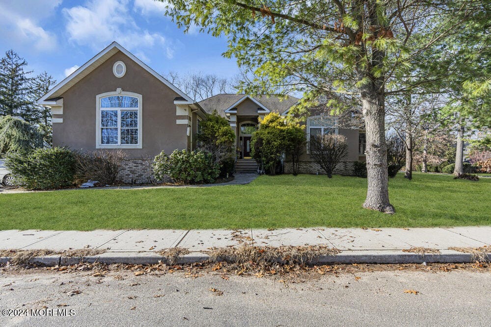 22 Circle Place, Lakewood, NJ, 08701