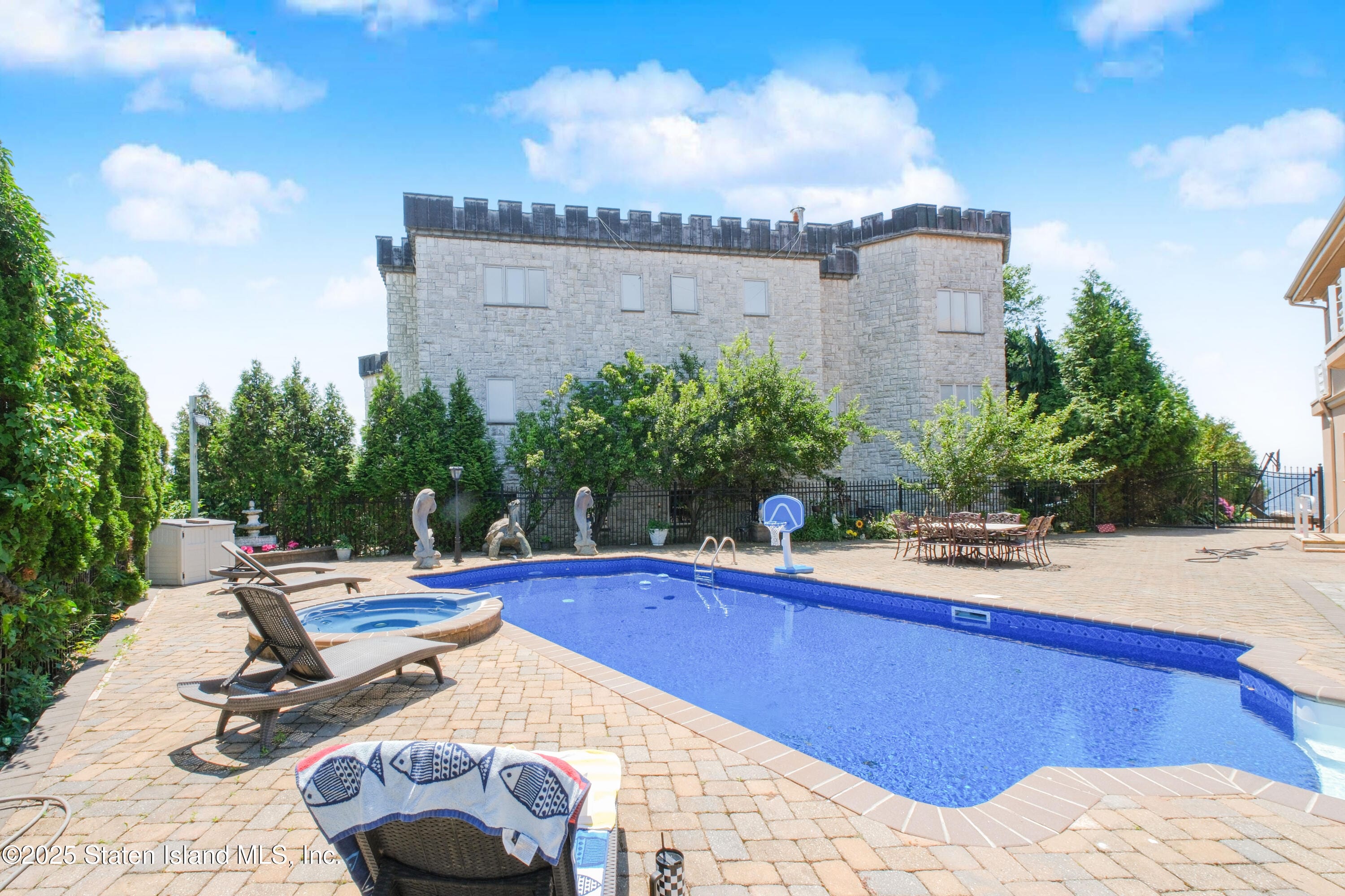 545 Arbutus Avenue, Staten Island, NY, 10312 image 56