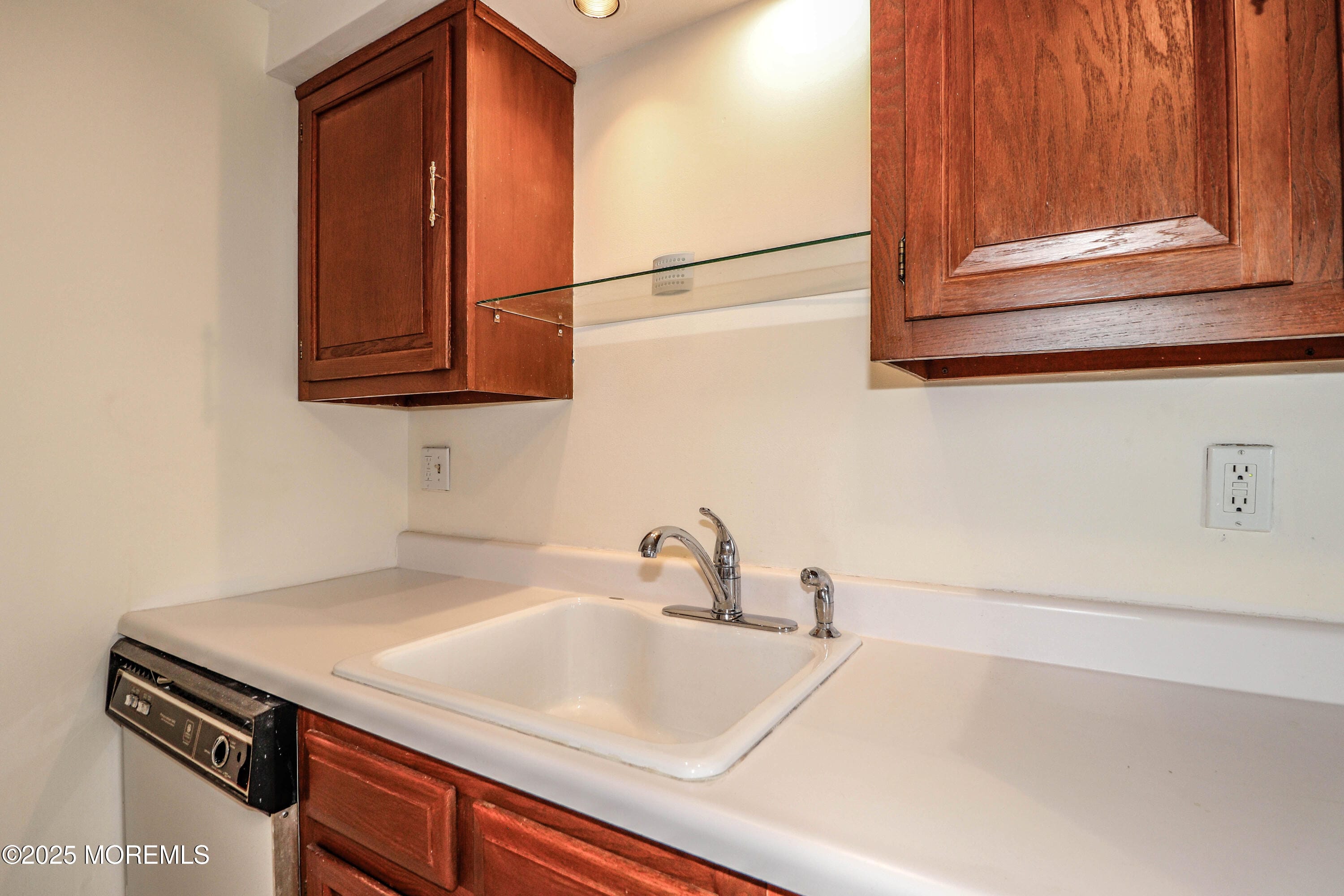 1 Channel Drive 1705, Monmouth Beach, NJ, 07750 image 6