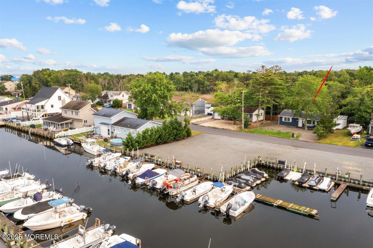 98 Marine Road Image 5