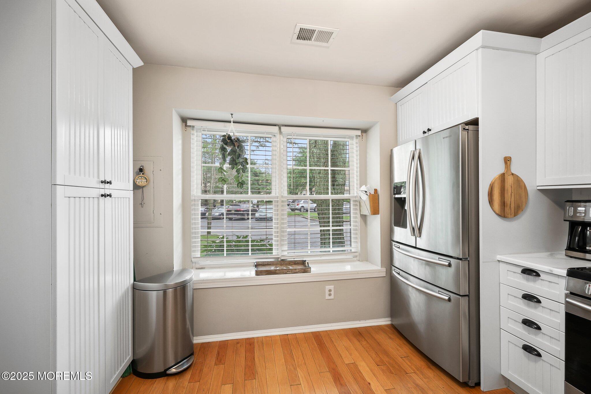 11 Alameda Court Image 5