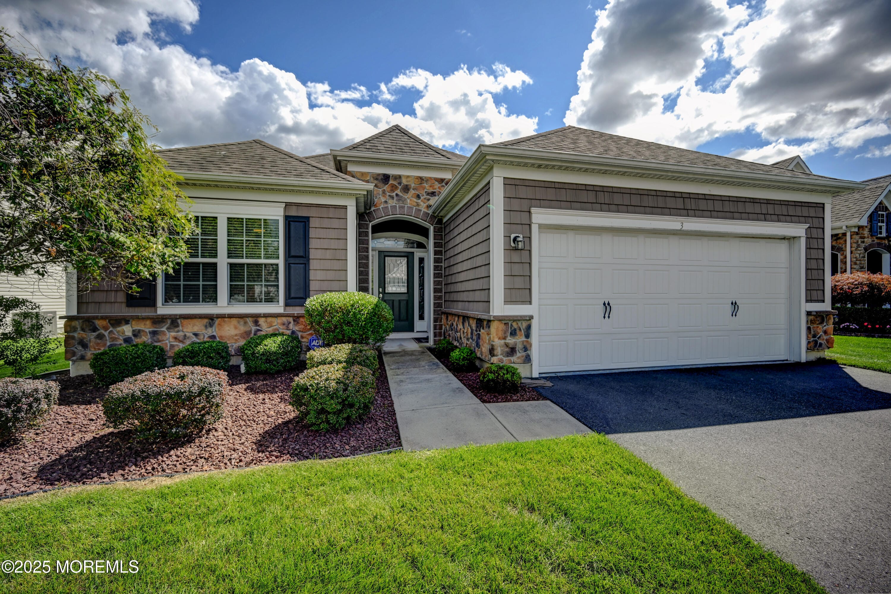 3 W Rossini Court, Farmingdale, NJ, 07727