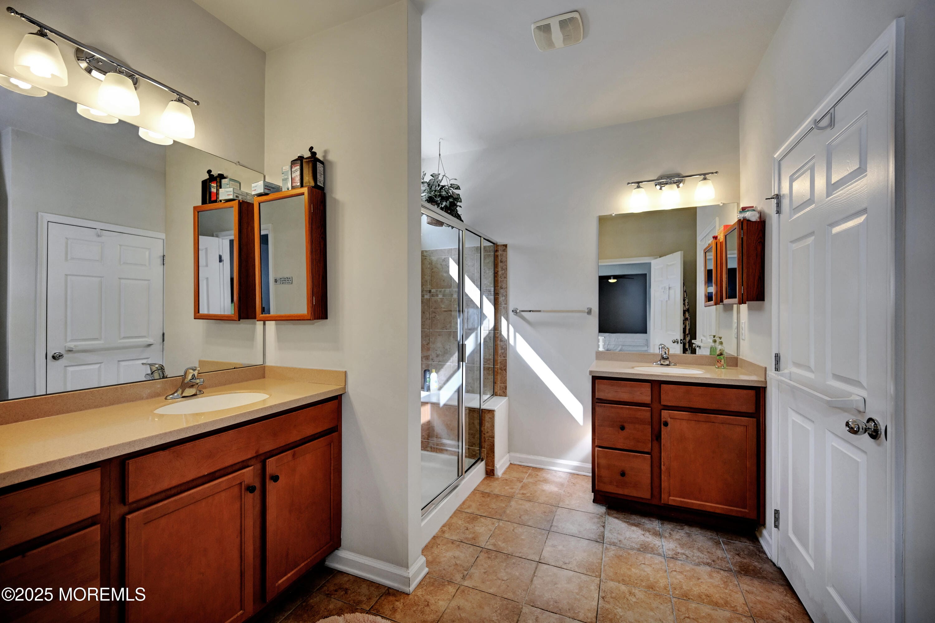 3 W Rossini Court, Farmingdale, NJ, 07727 image 21