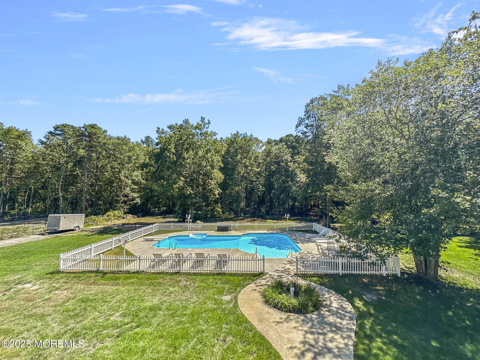 5 Twin Oaks Court Image 4
