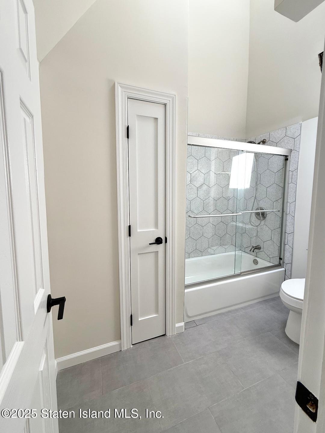 110 Surfside Plaza Image 5
