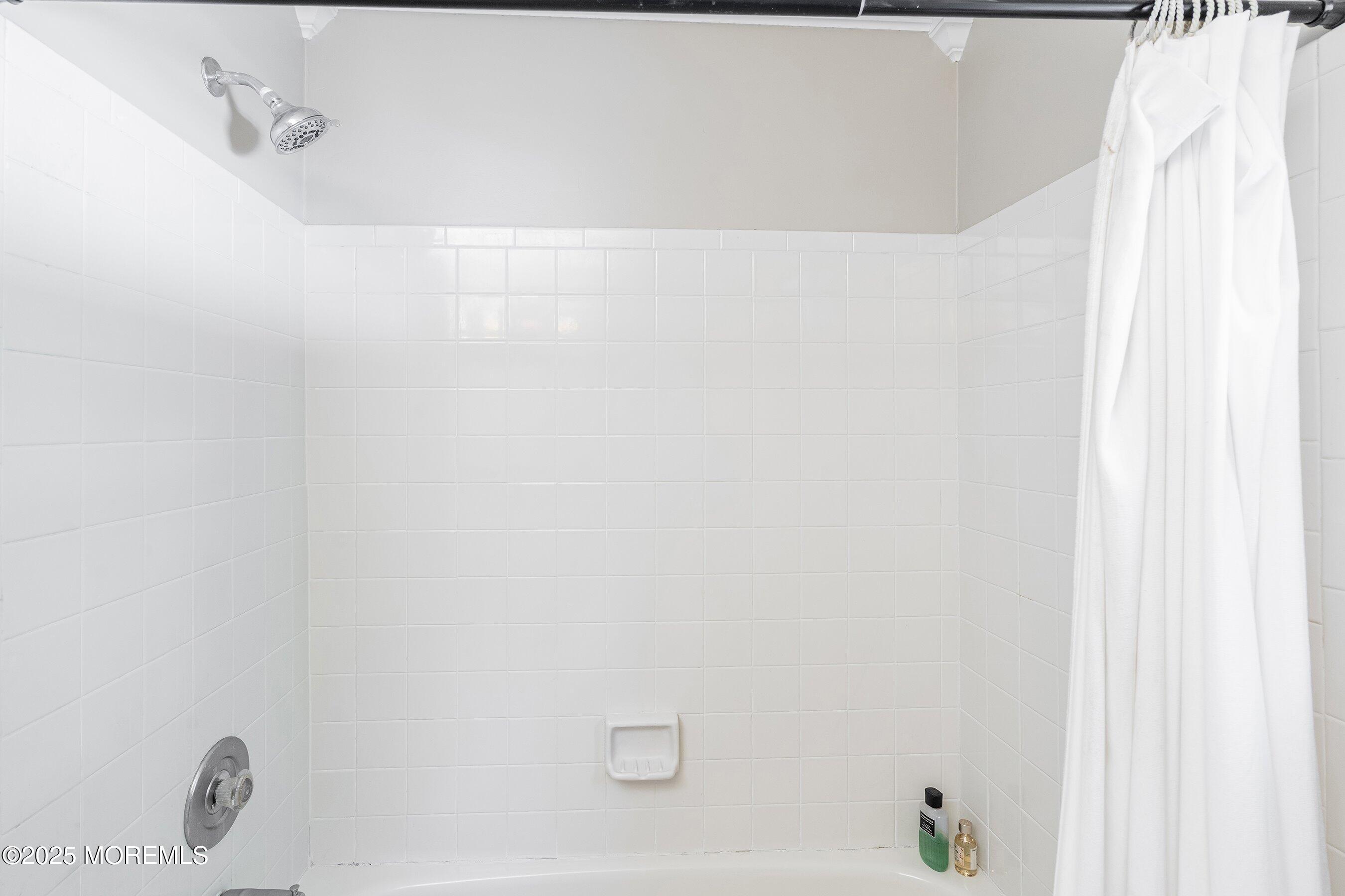 20 Appletree Road, Howell, NJ, 07731 image 31