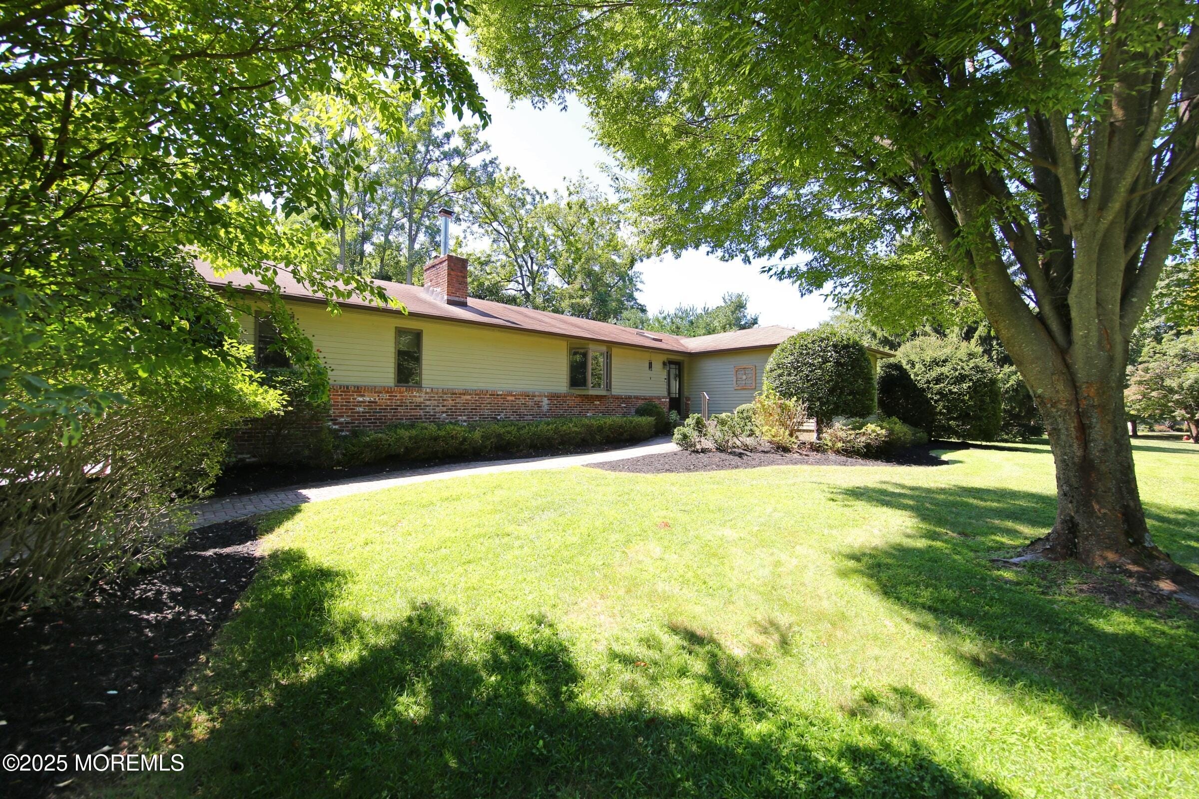 10 Farmedge Lane Image 4