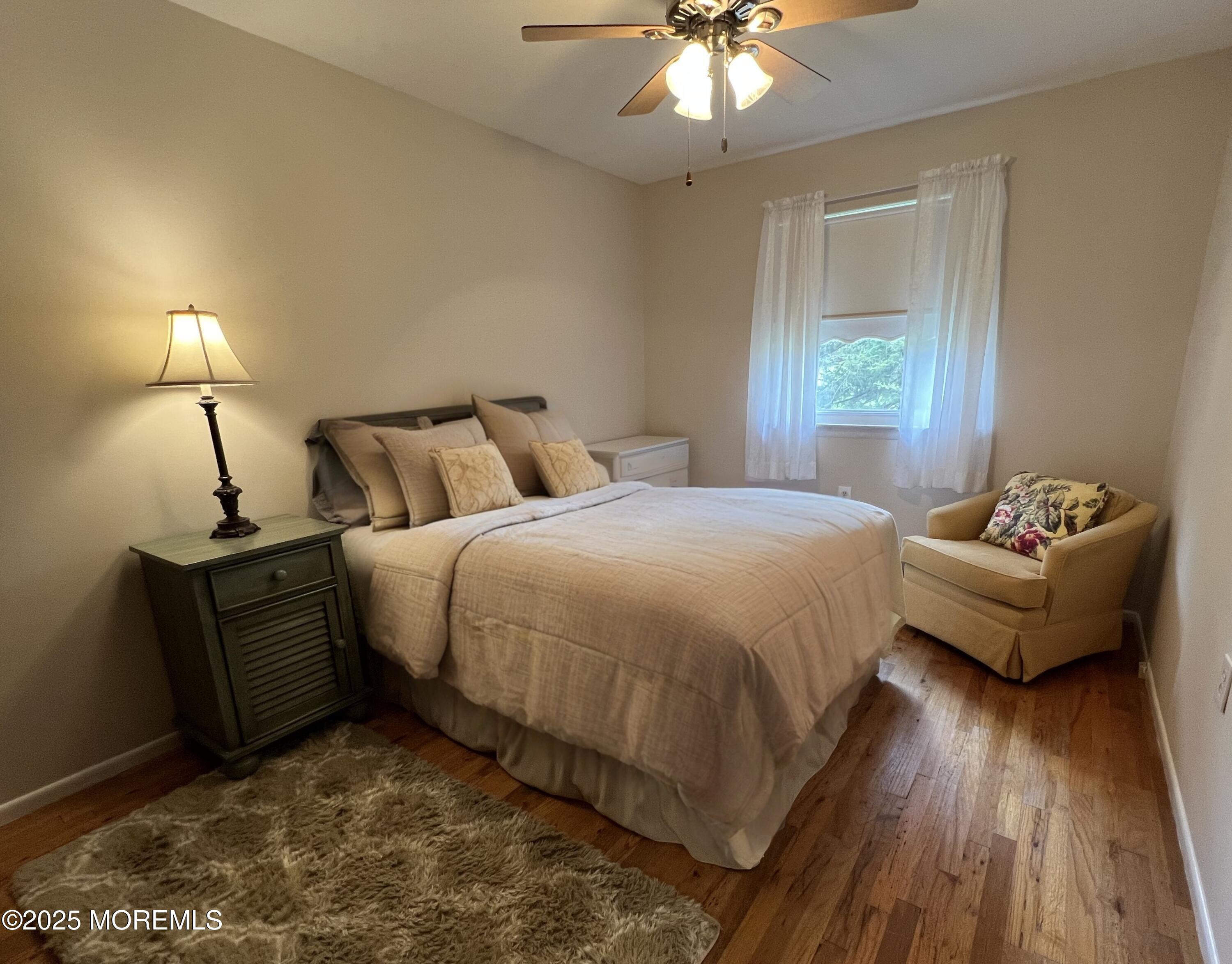 262 Laurel Court B Image 4