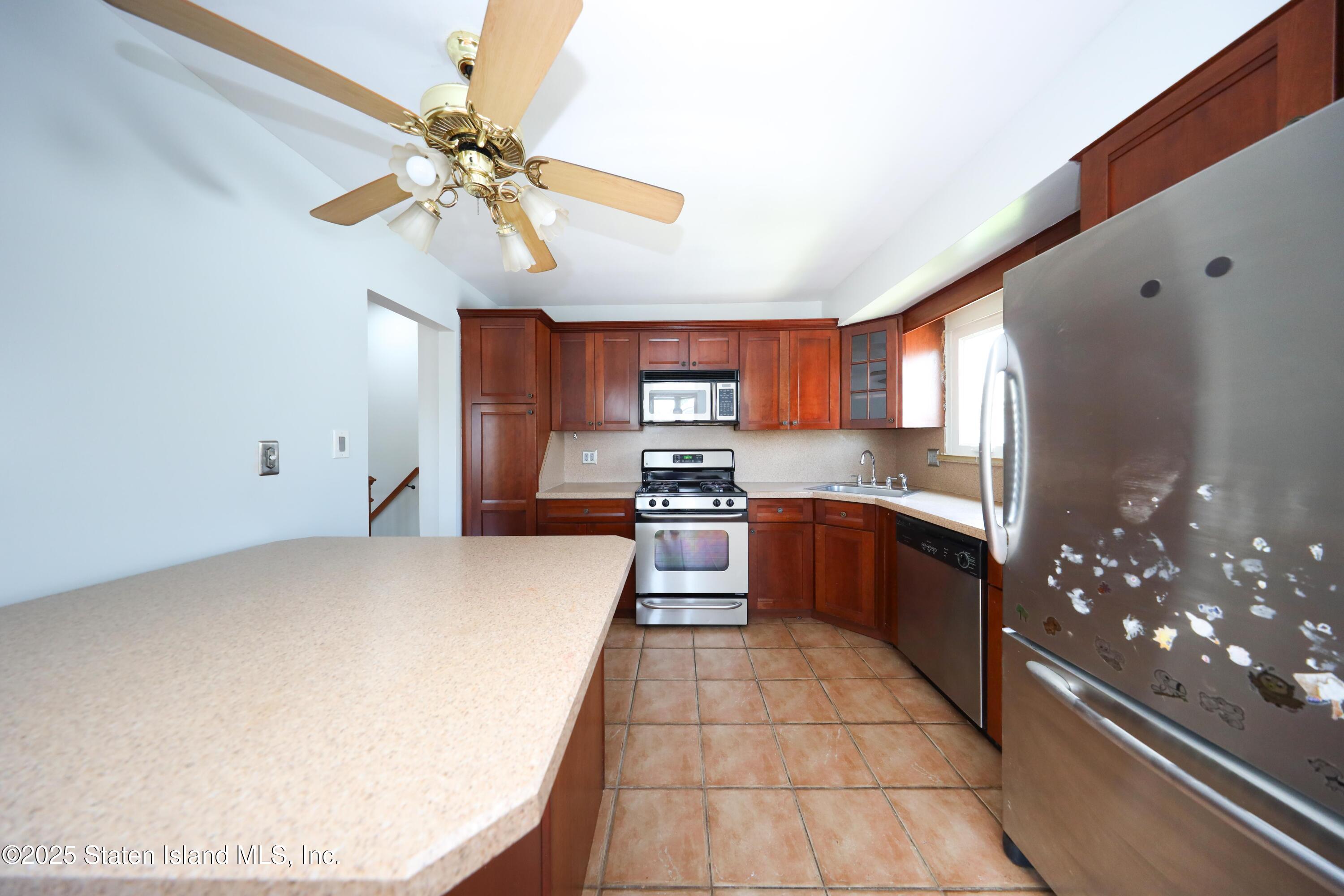 24 Nadal Place, Staten Island, NY, 10314 image 7