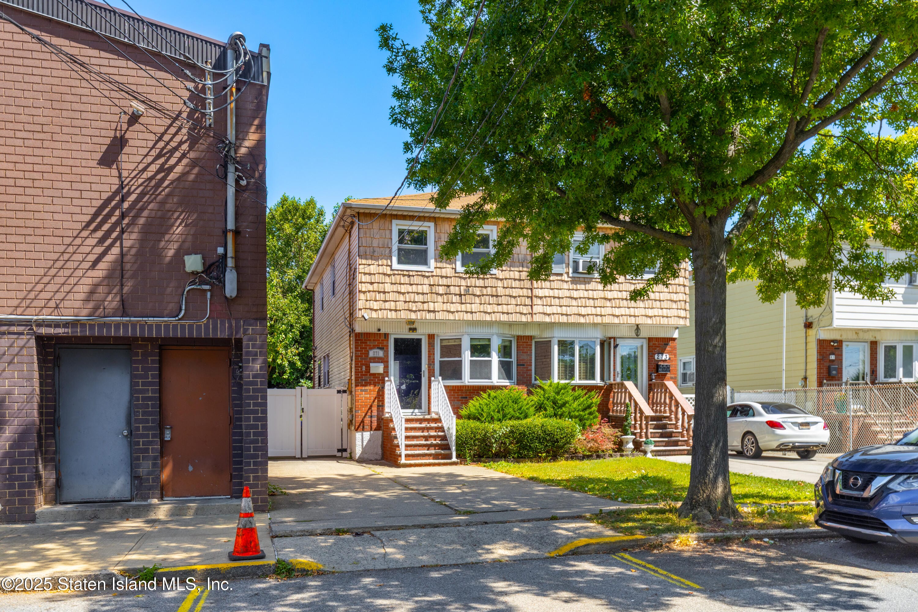 271 Seaver Avenue Image 3