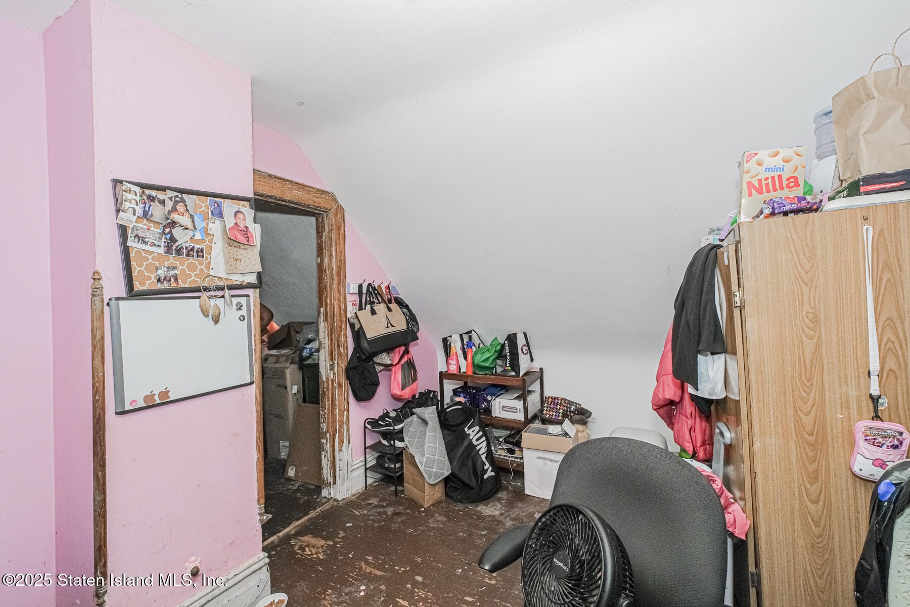 69-32 Burchell Avenue, Queens, NY, 11692 image 13