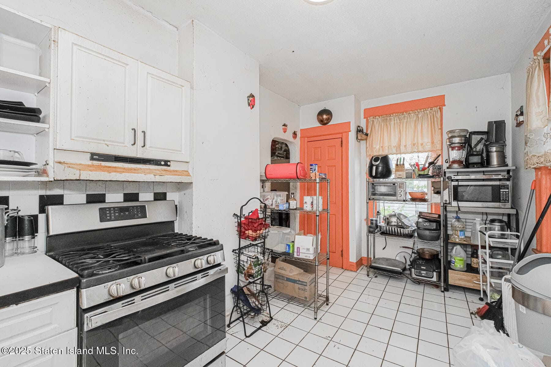 69-32 Burchell Avenue, Queens, NY, 11692 image 10