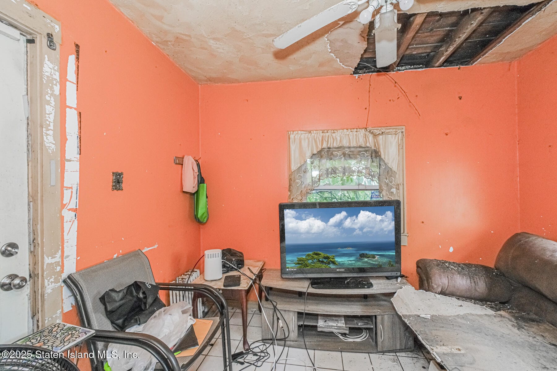 69-32 Burchell Avenue, Queens, NY, 11692 image 11