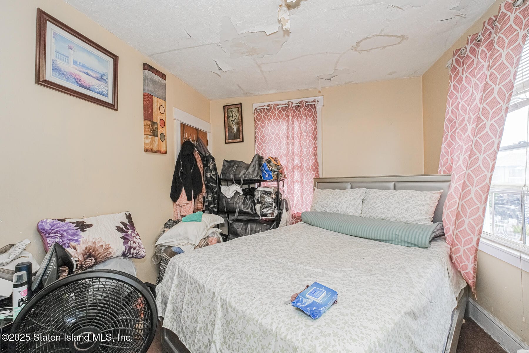 69-32 Burchell Avenue, Queens, NY, 11692 image 16