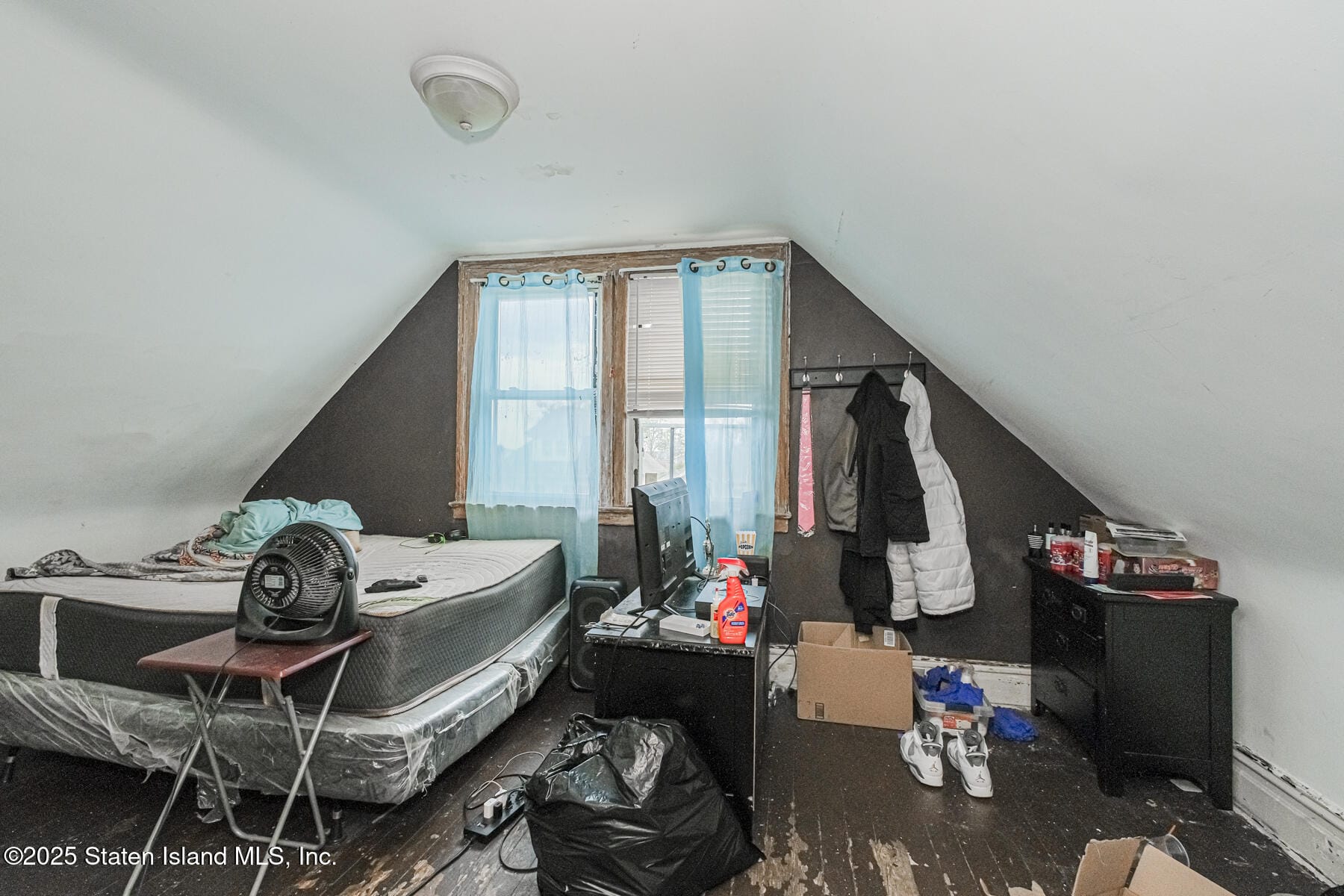 69-32 Burchell Avenue, Queens, NY, 11692 image 24