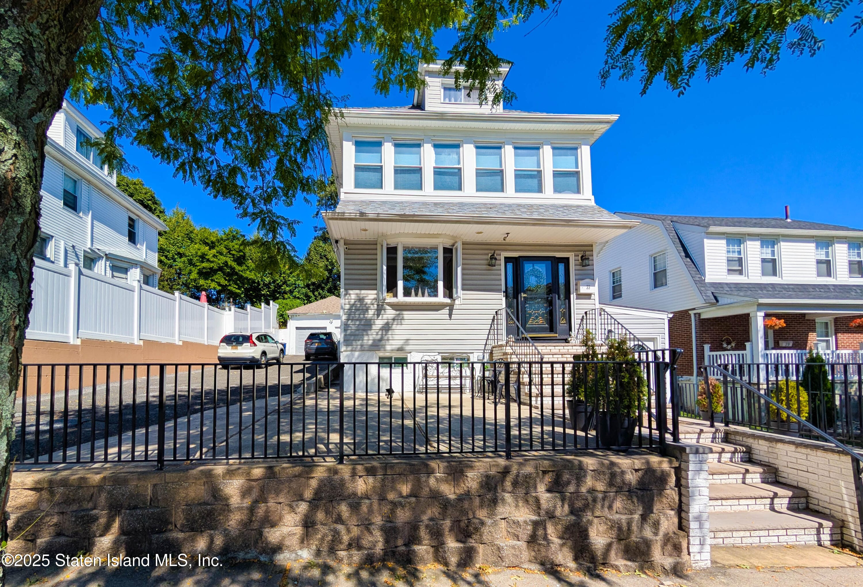 33 Hope Avenue, Staten Island, NY, 10305