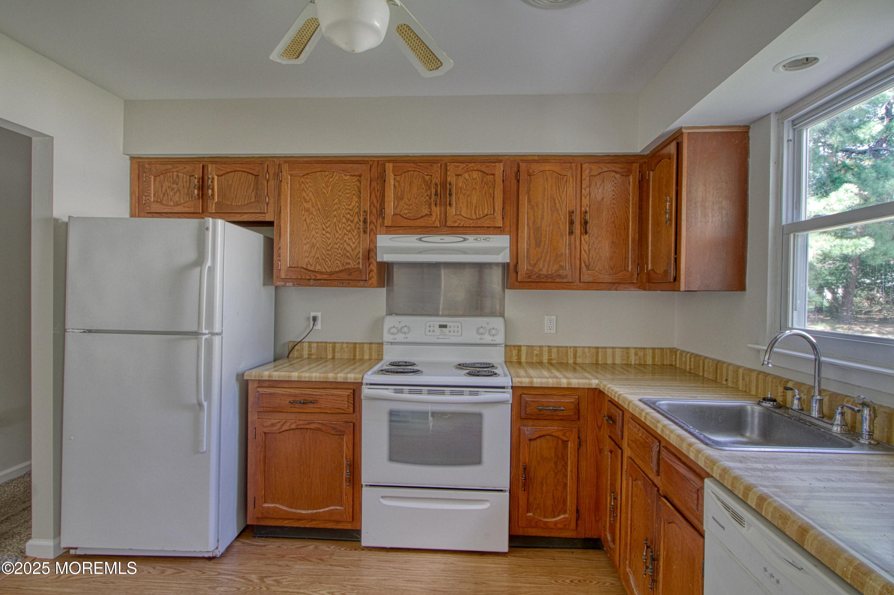 12 Birchwood Drive B Image 2