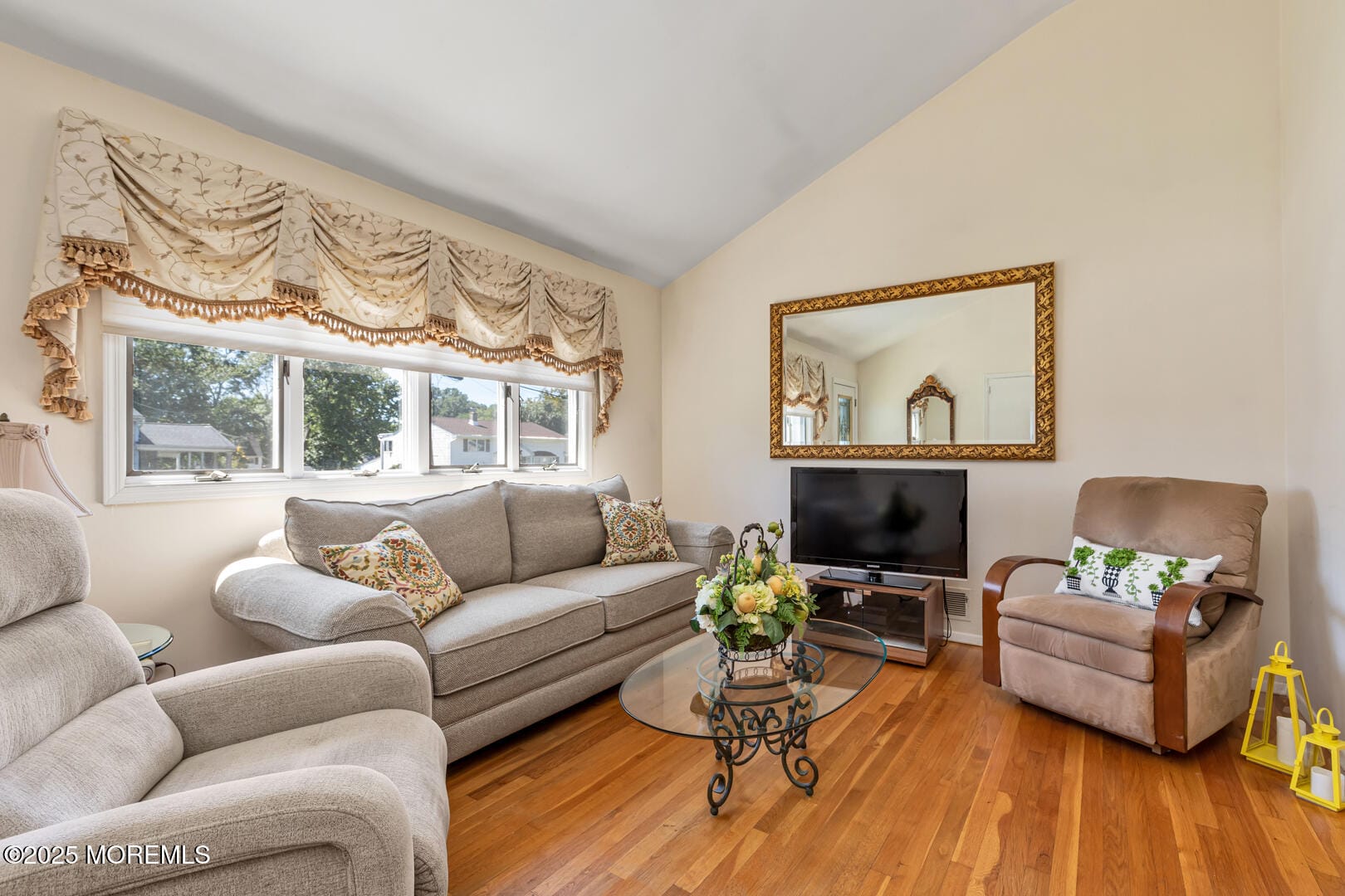 37 Irwin Place Image 3