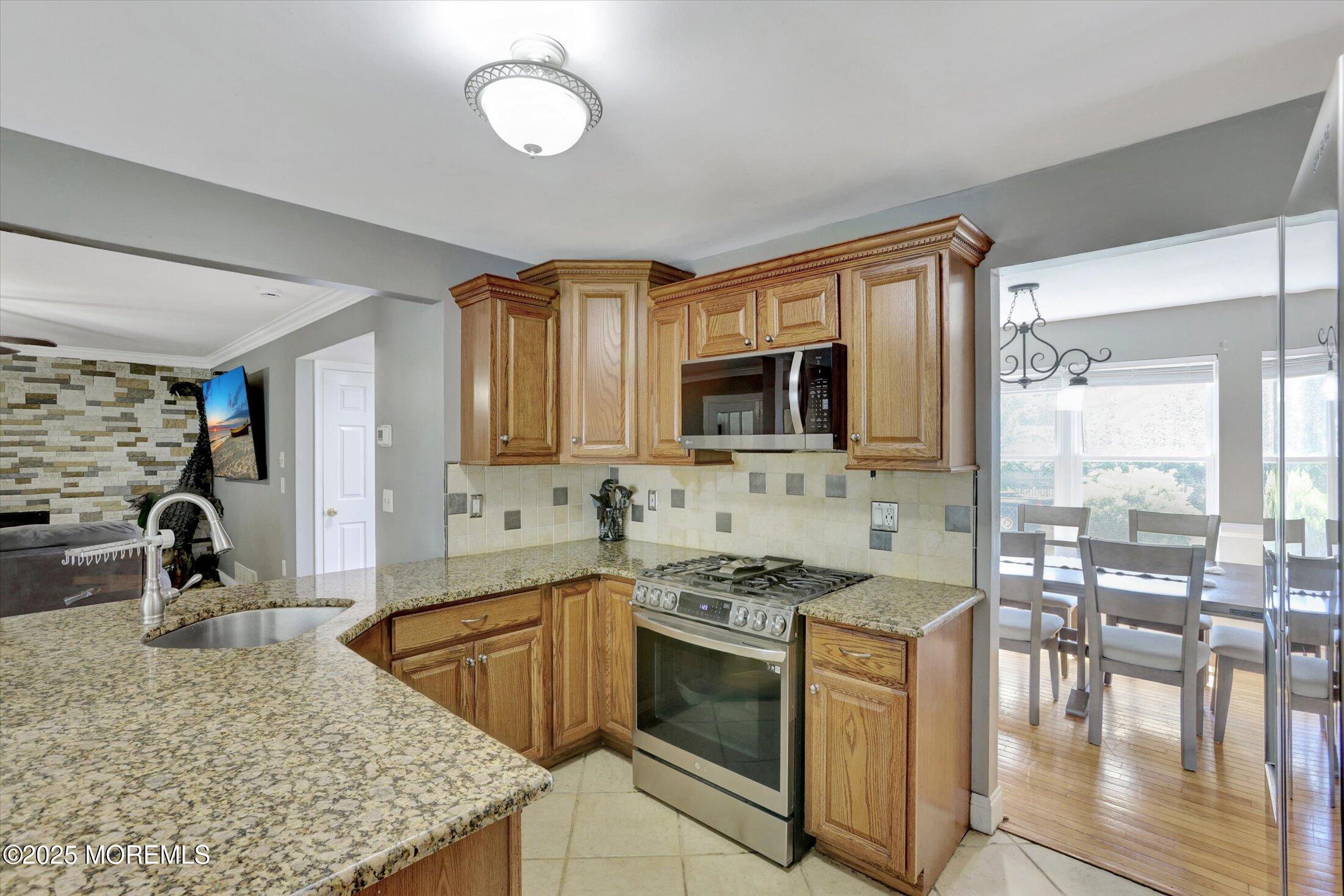 8 Shadow Ridge Court, Howell, NJ, 07731 image 13