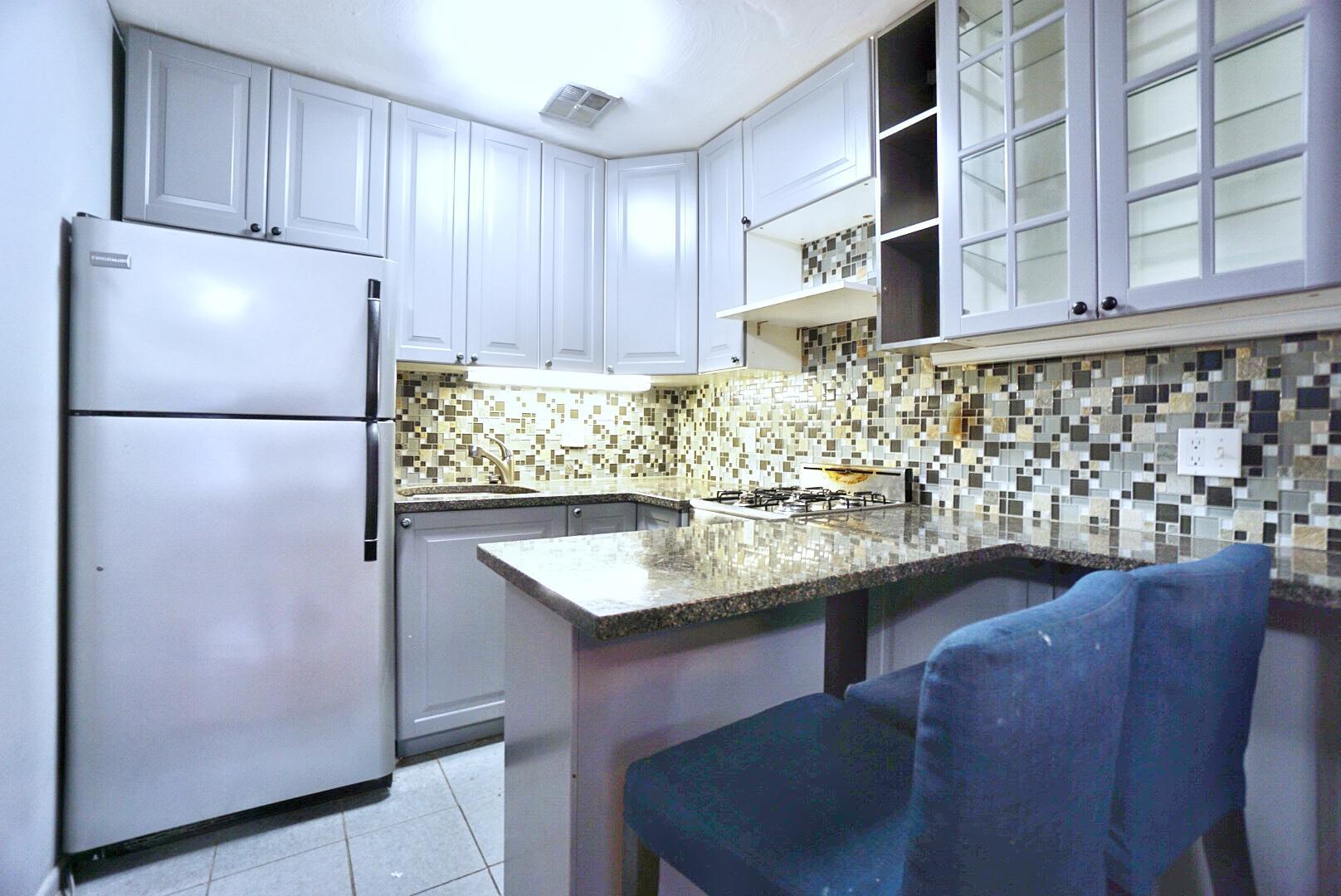 16 Bay Terrace 2f Image 4