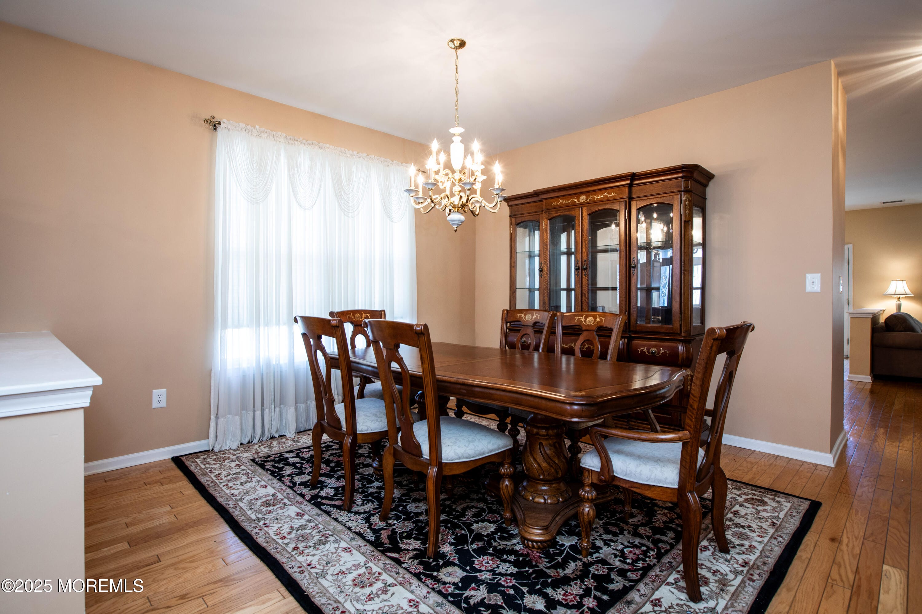 83 Huntington Drive Image 5