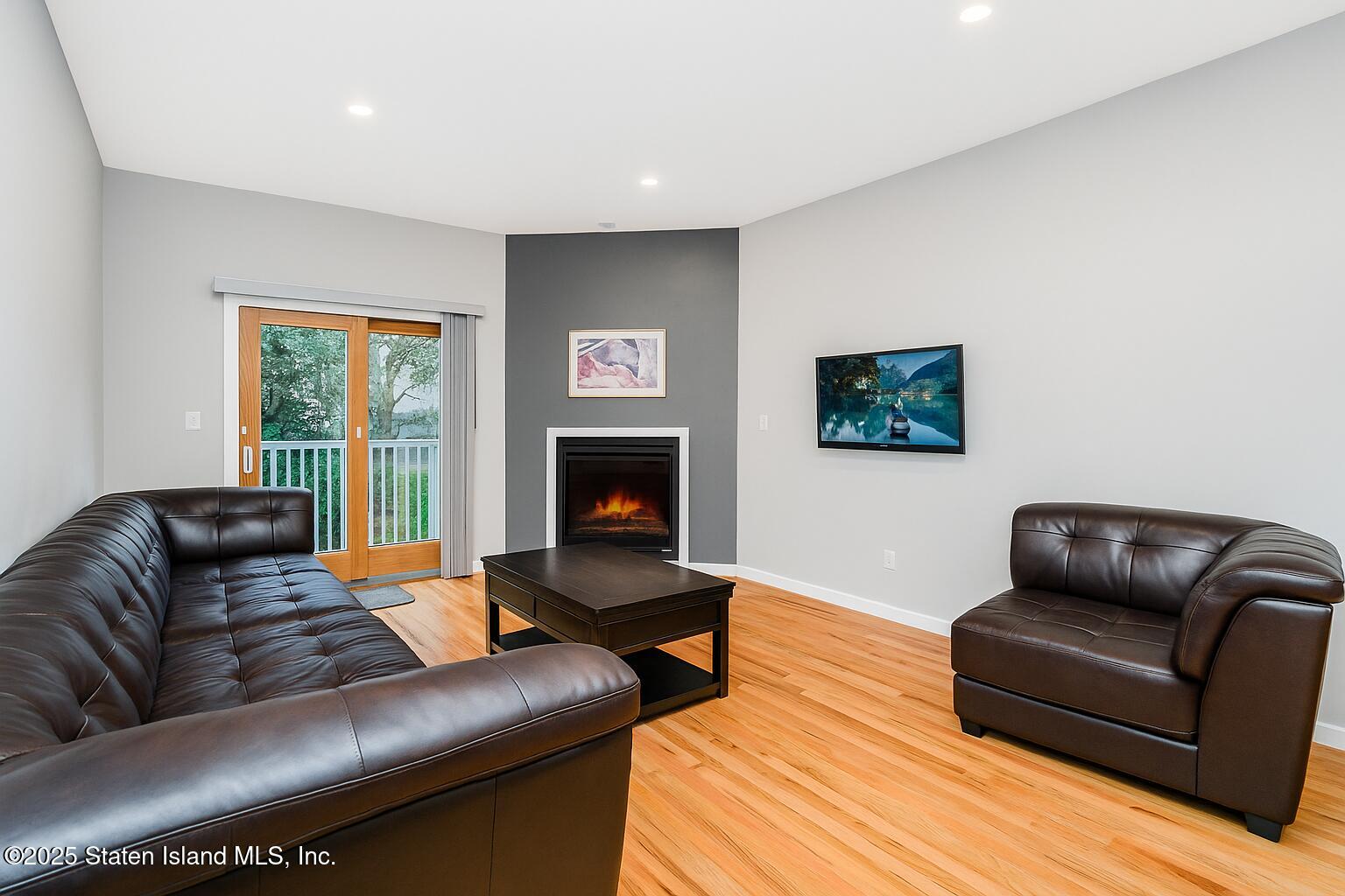 762 Seaview Avenue, Staten Island, NY, 10305 image 36