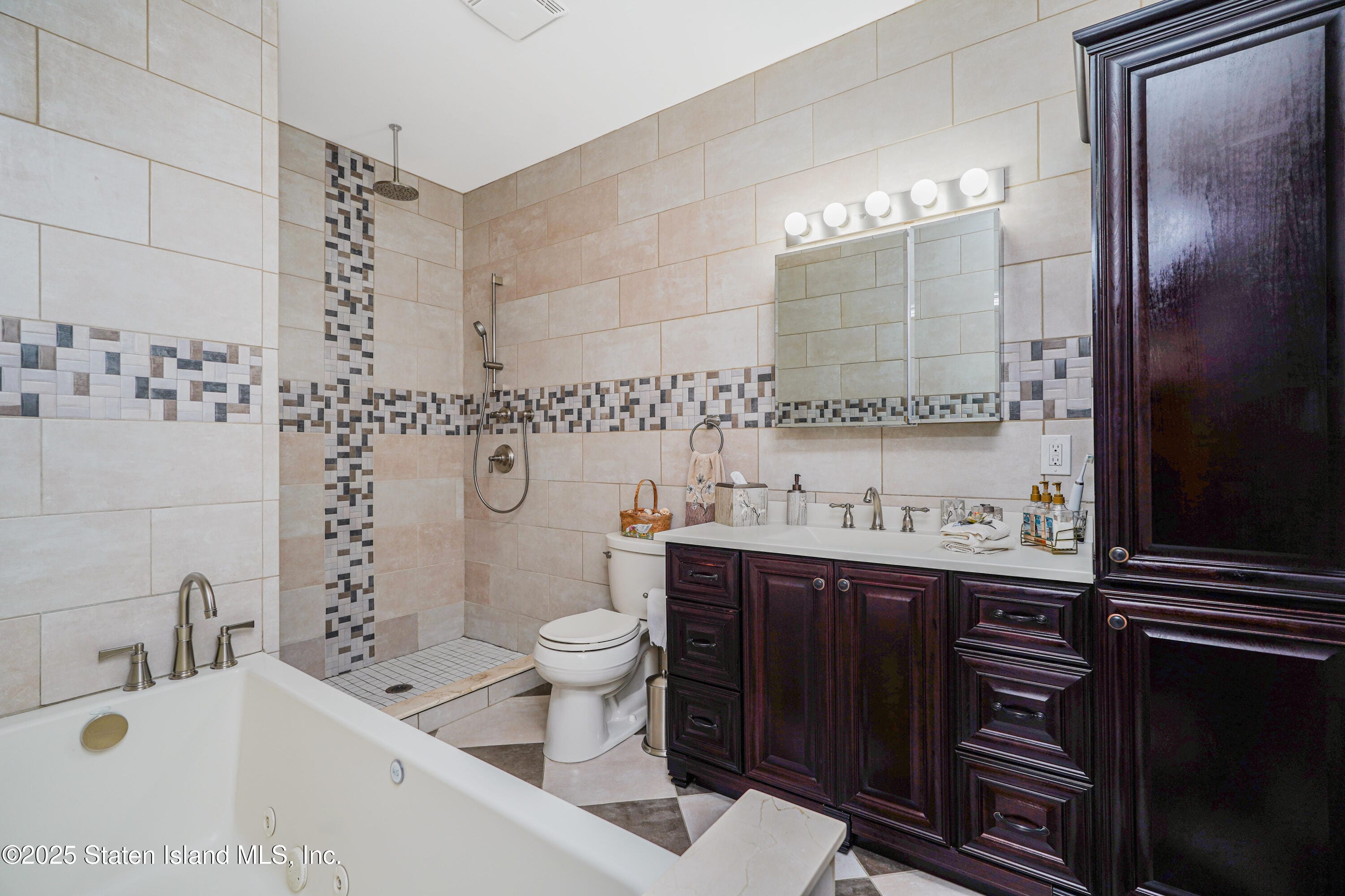 762 Seaview Avenue, Staten Island, NY, 10305 image 34