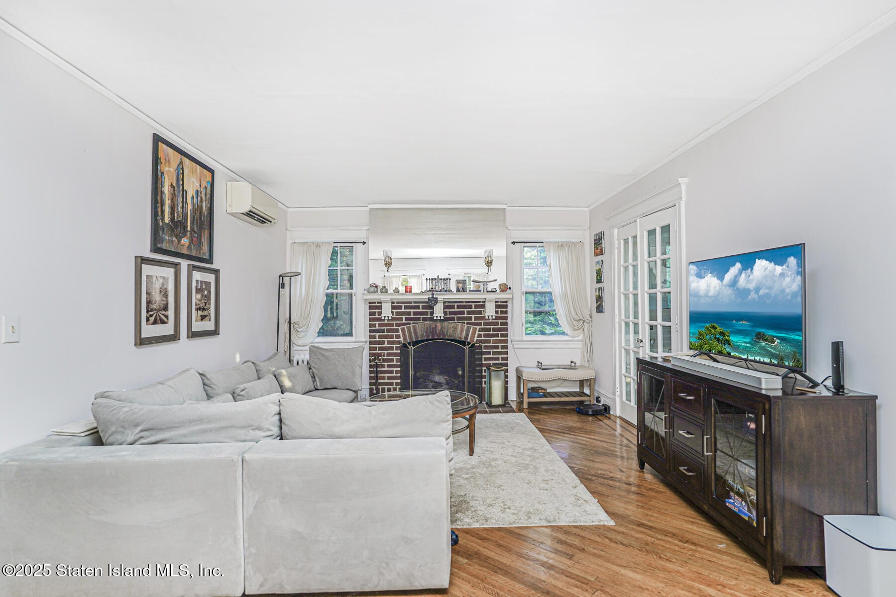 239 Douglas Road Image 3