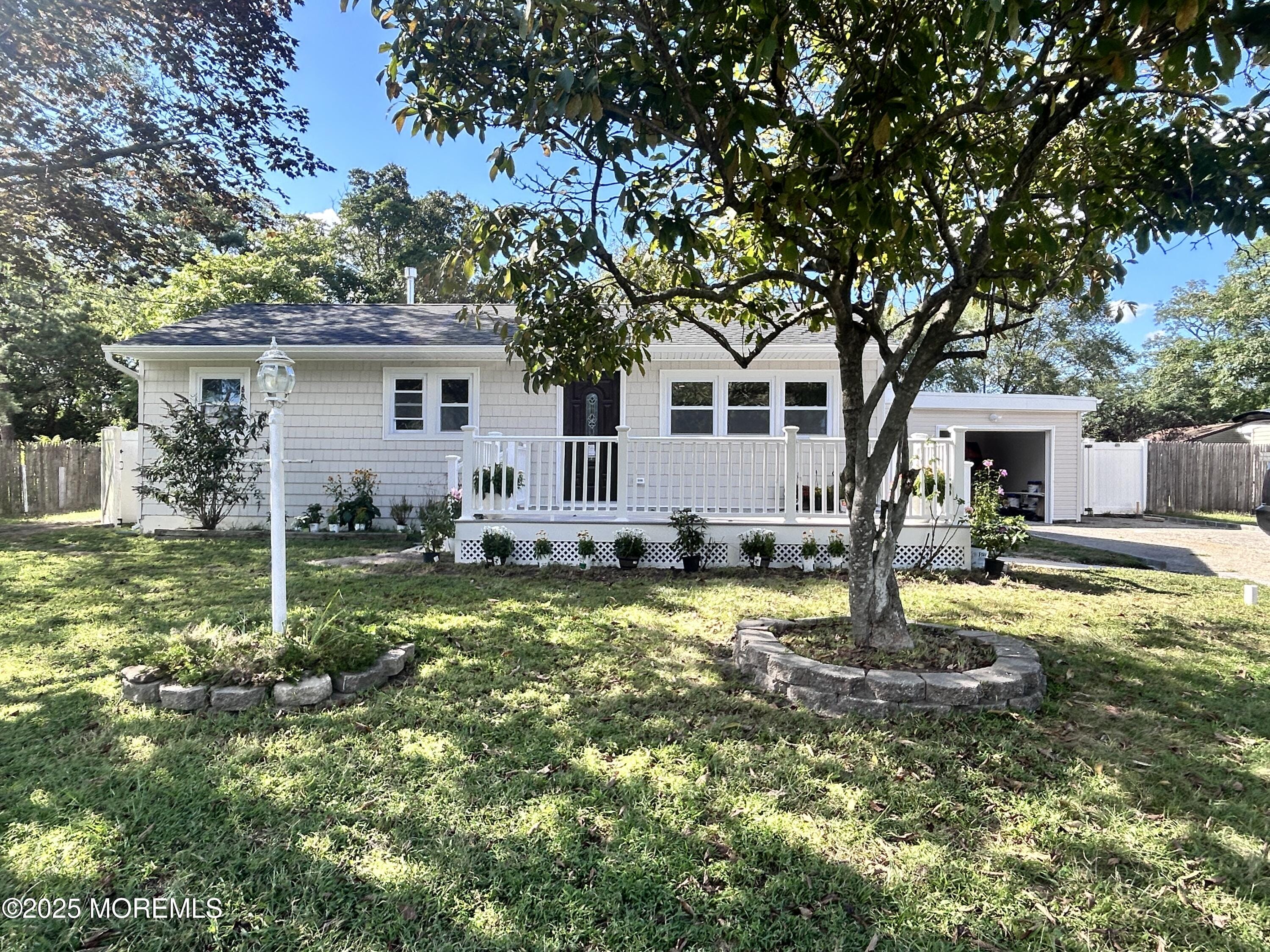 247 Cottonwood Drive Image 1