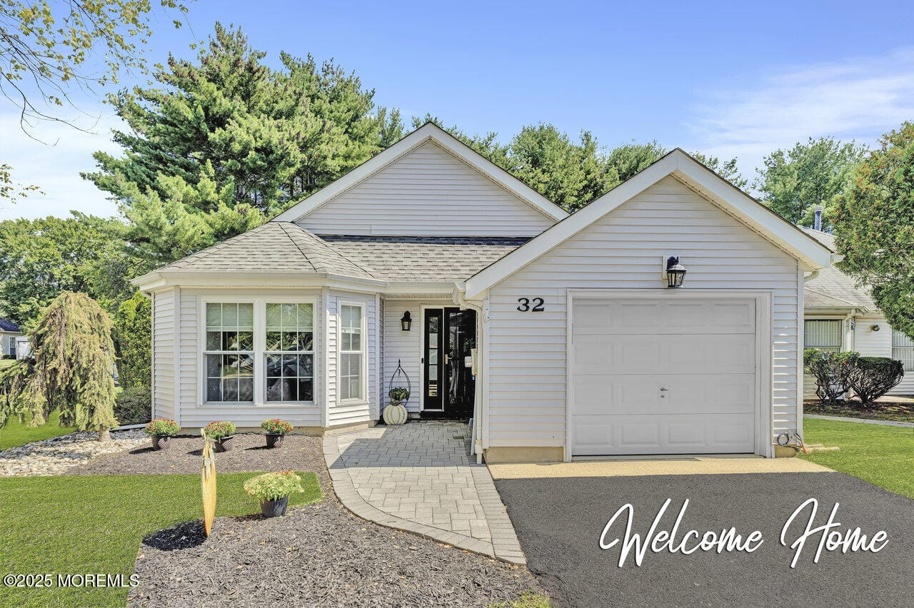 32 Jasmine Lane, Freehold, NJ, 07728