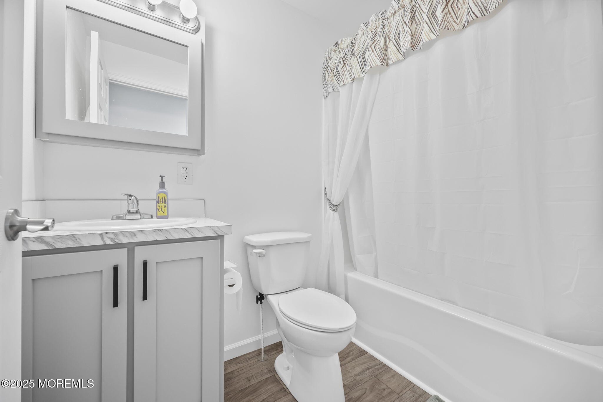 61 Village Road, Morganville, NJ, 07751 image 27
