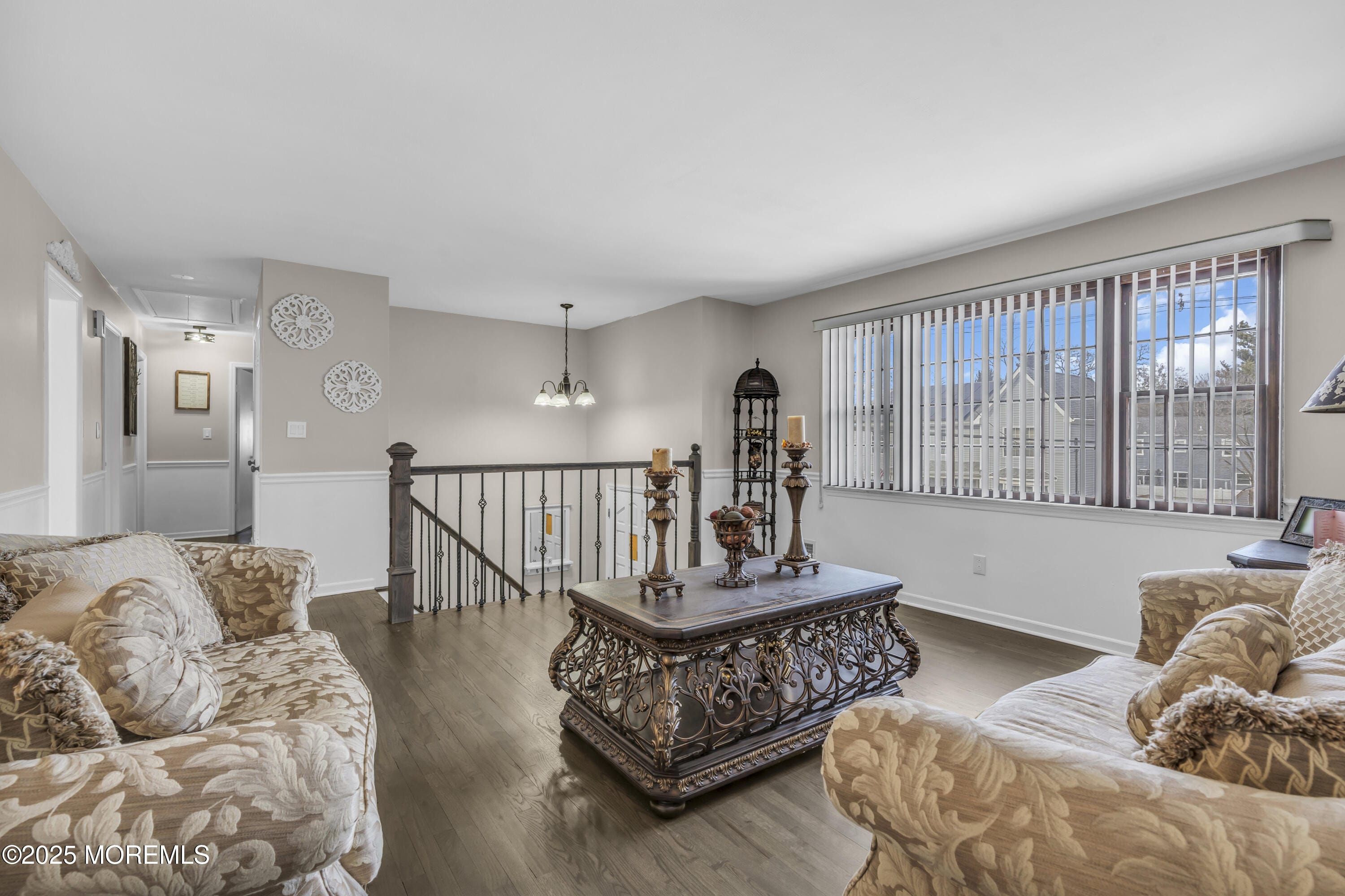 8 Leocadia Court Image 4