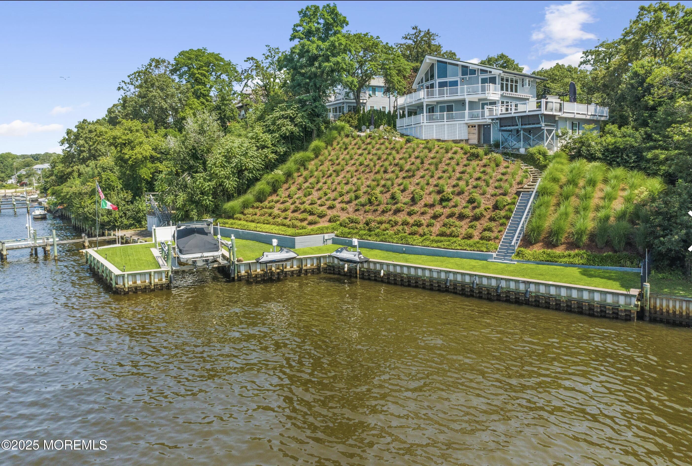 1438 Summit Avenue Image 2