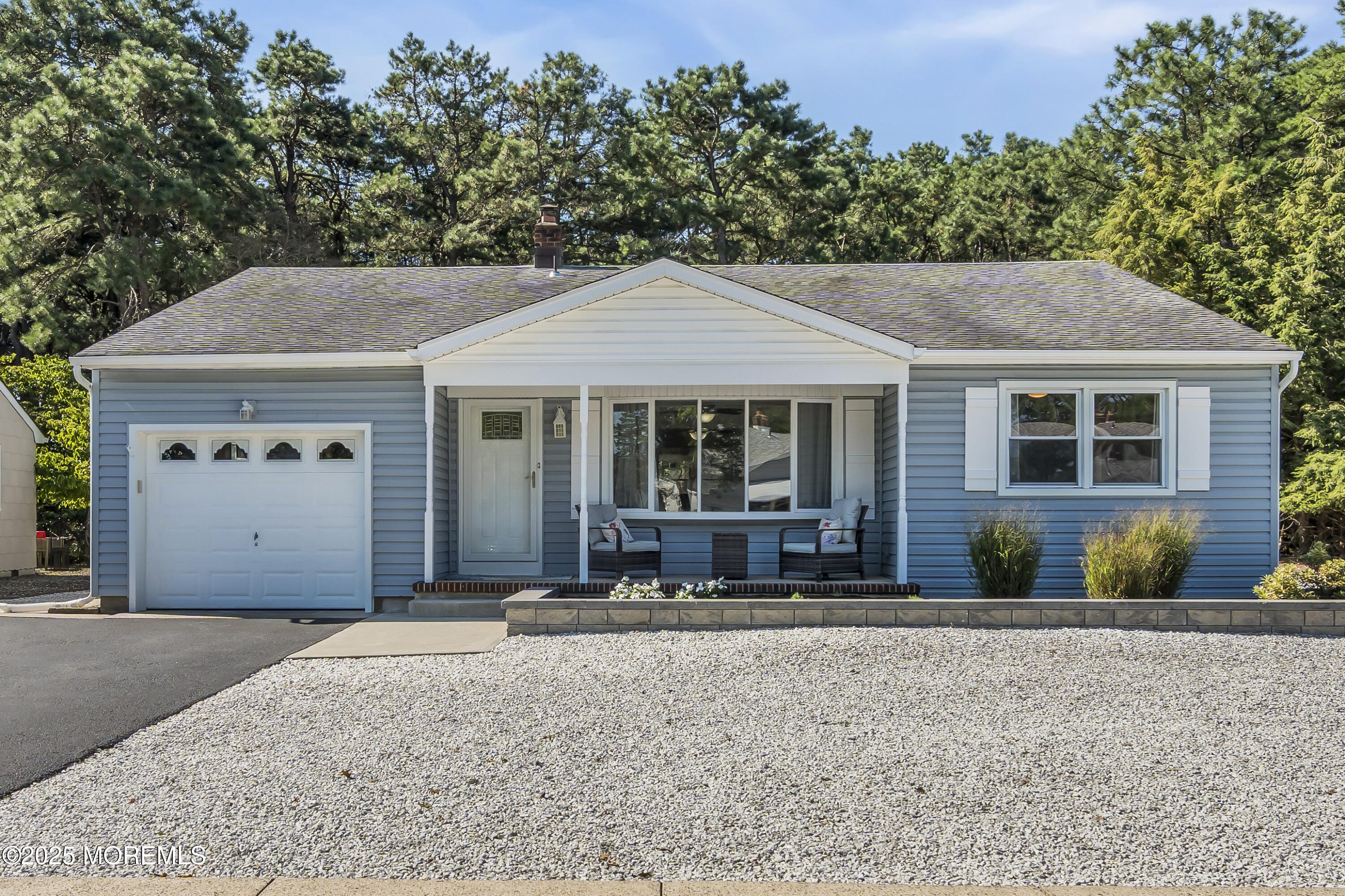 32 Castleton Drive, Toms River, NJ, 08757