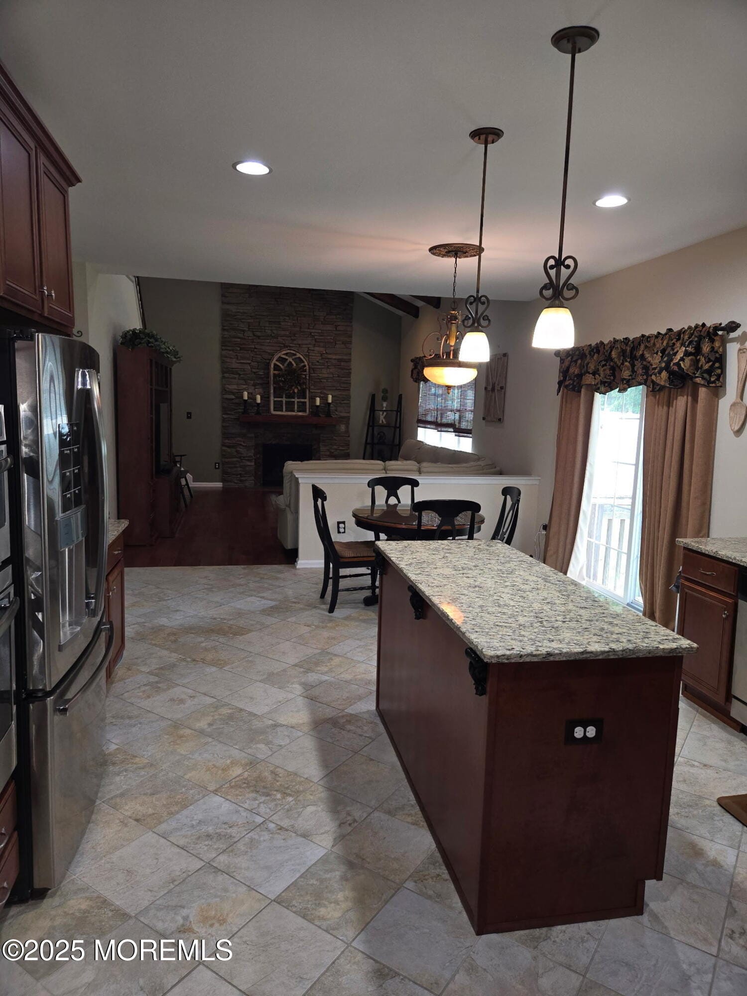 21 Christopher Drive Image 5