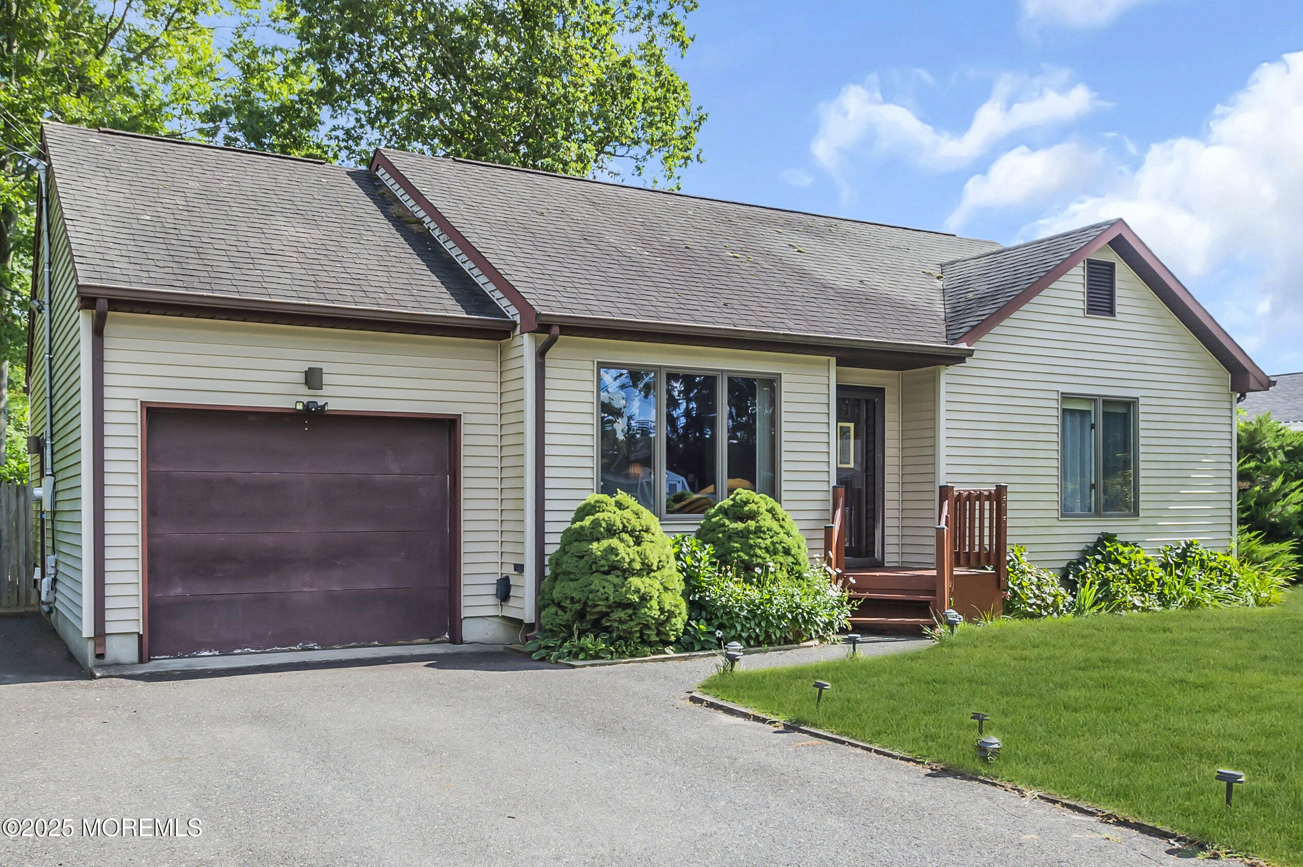 1515 Clair Road Image 2