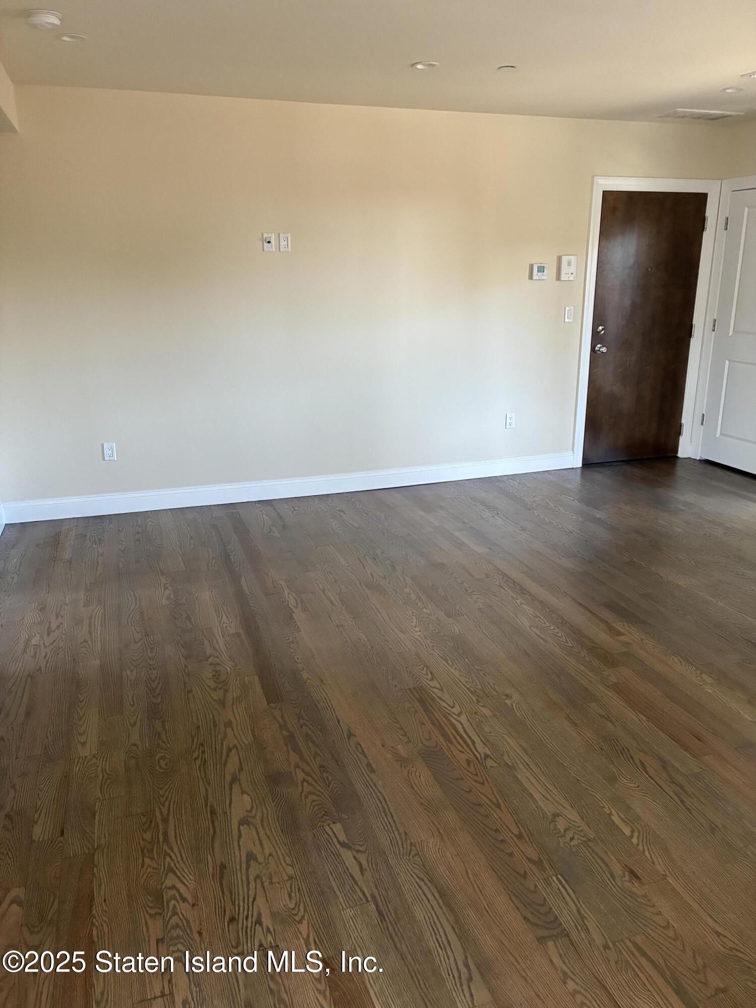 141 Evergreen Avenue 2a Image 3
