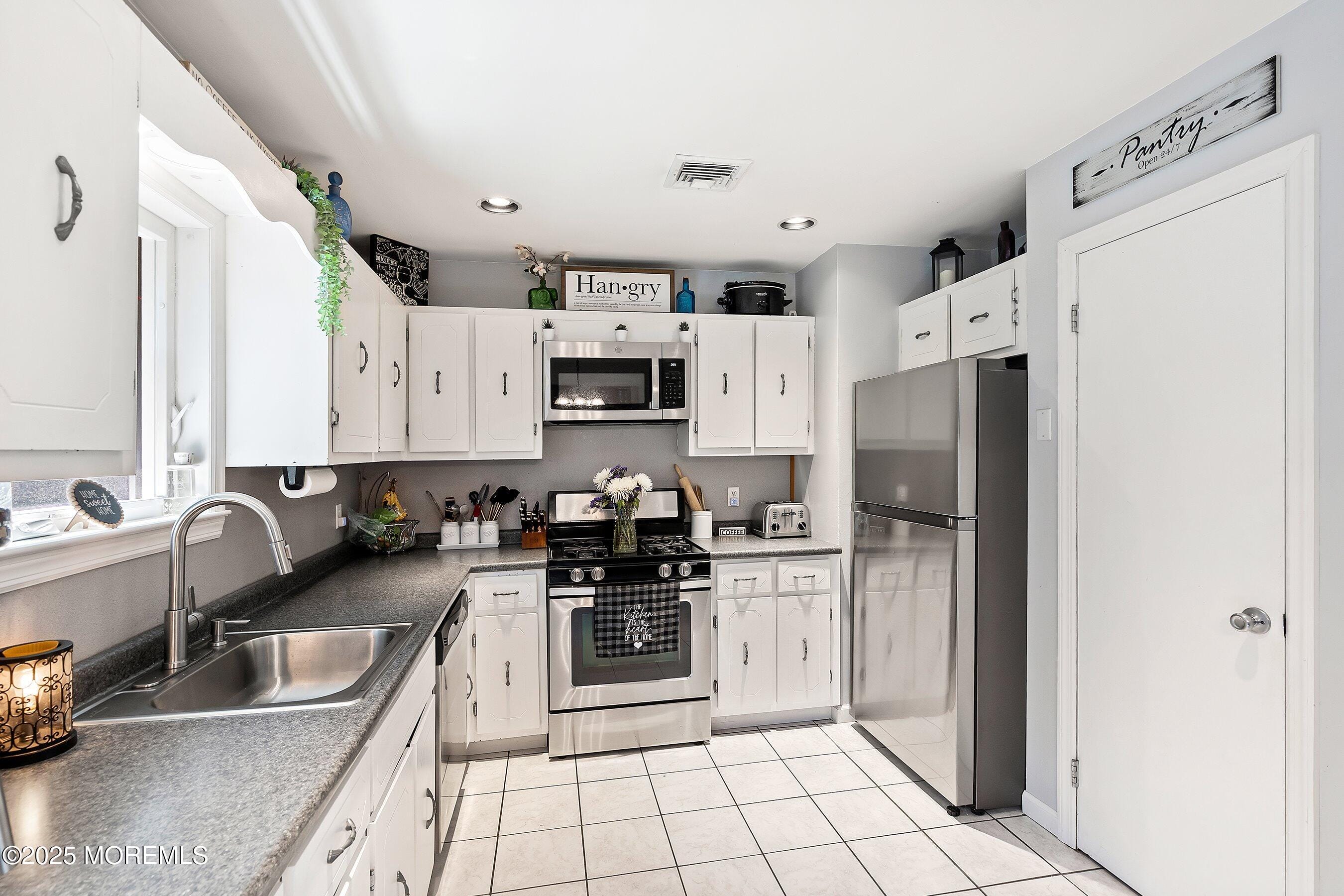4 Clubhouse Circle, Forked River, NJ, 08731 image 11
