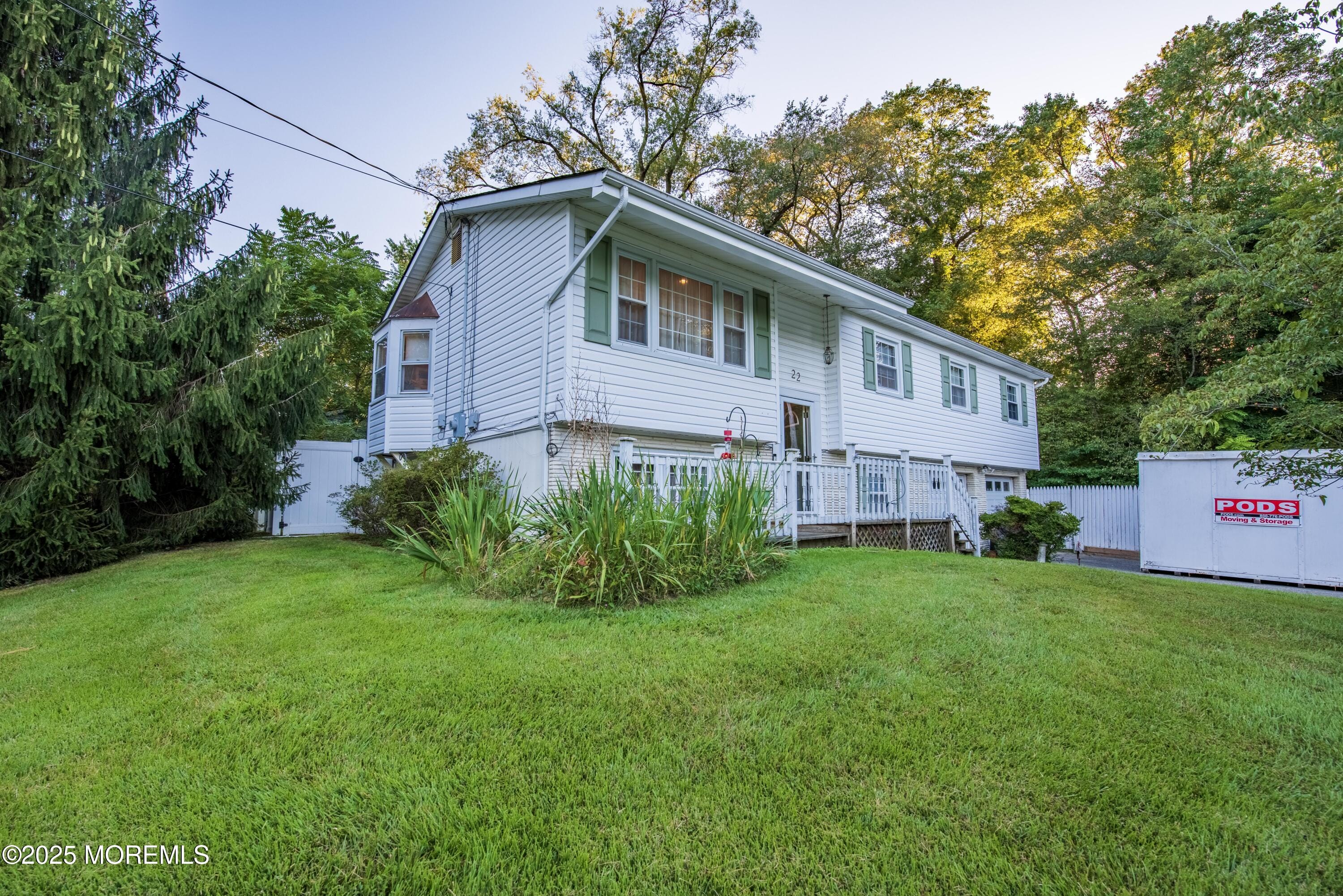22 Dina Place Image 3