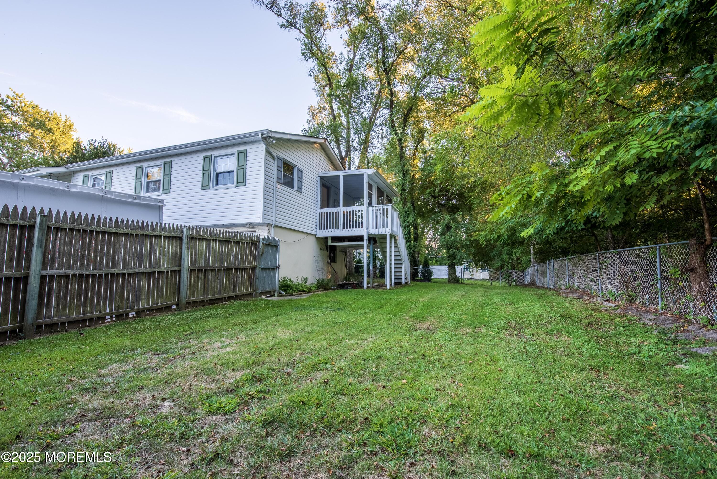 22 Dina Place Image 5