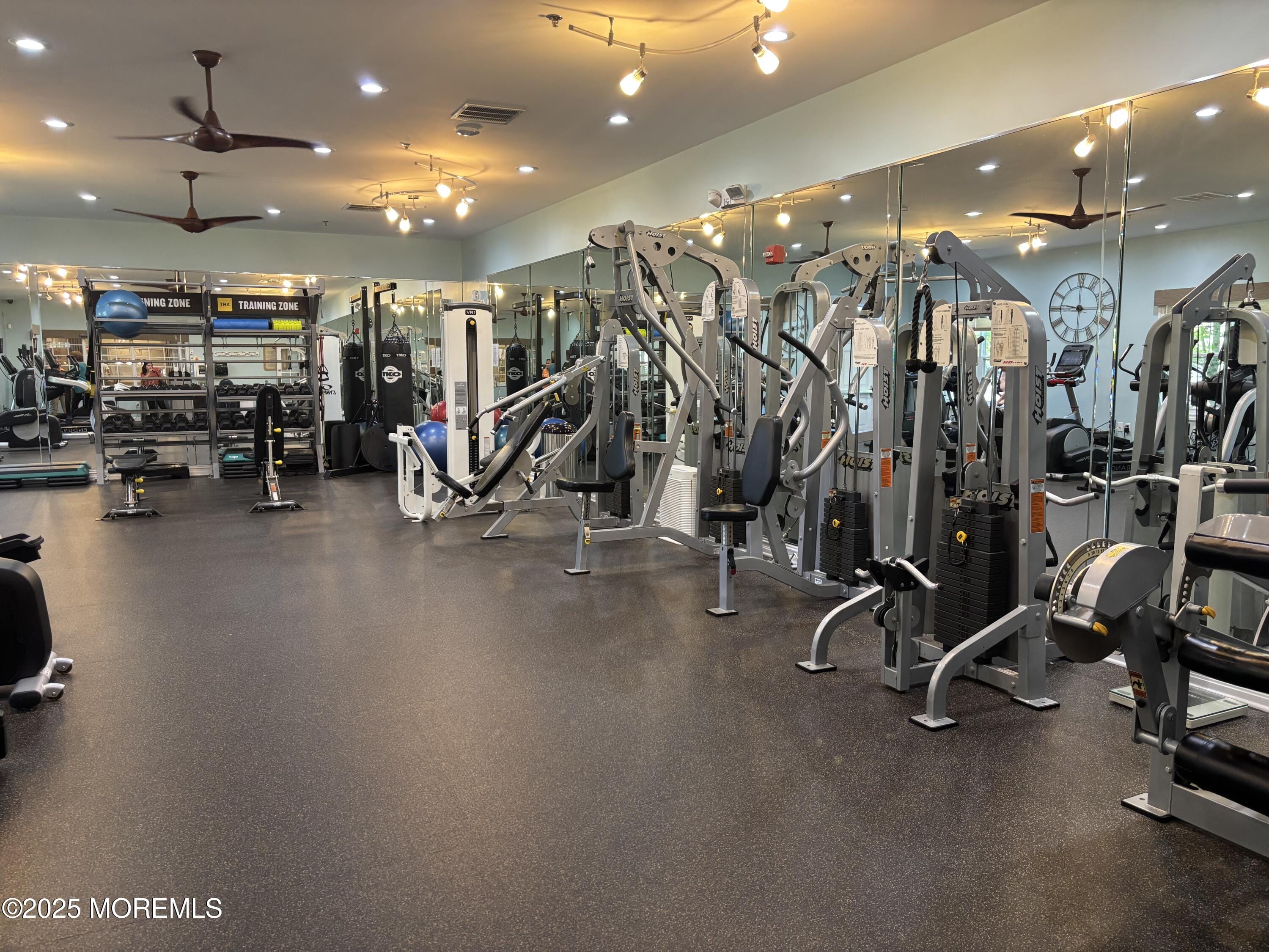 3 W Rossini Court, Farmingdale, NJ, 07727 image 48